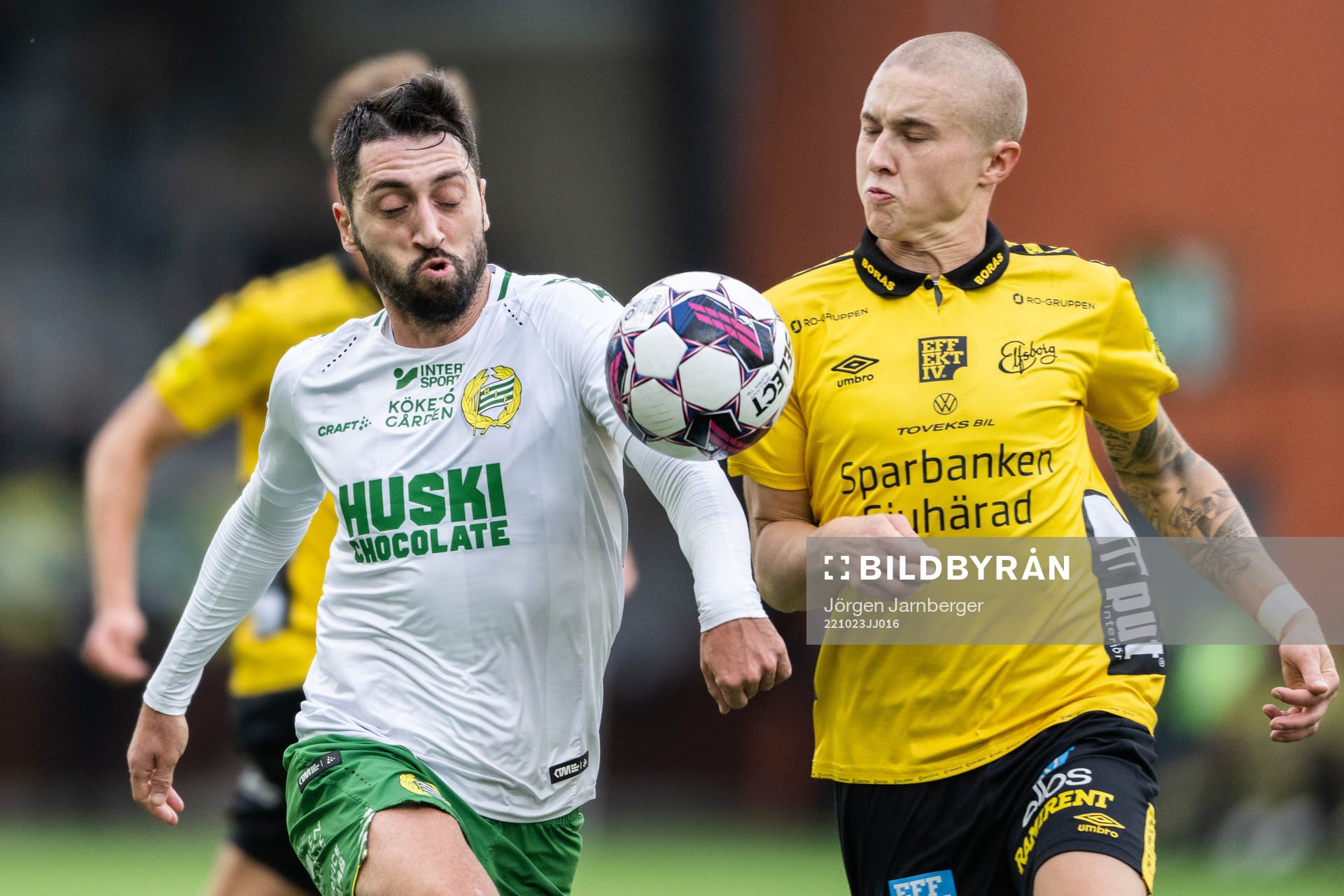 Hammarbys Nahir Besara och Elfsborgs Sebastian Holmen