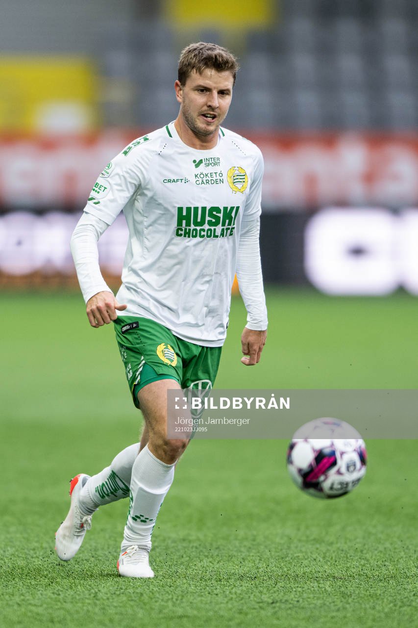 Hammarbys Joel Nilsson under fotbollsmatchen i Allsvenskan mellan Elfsborg och Hammarby den 23 oktober 2022 i Borås. 
