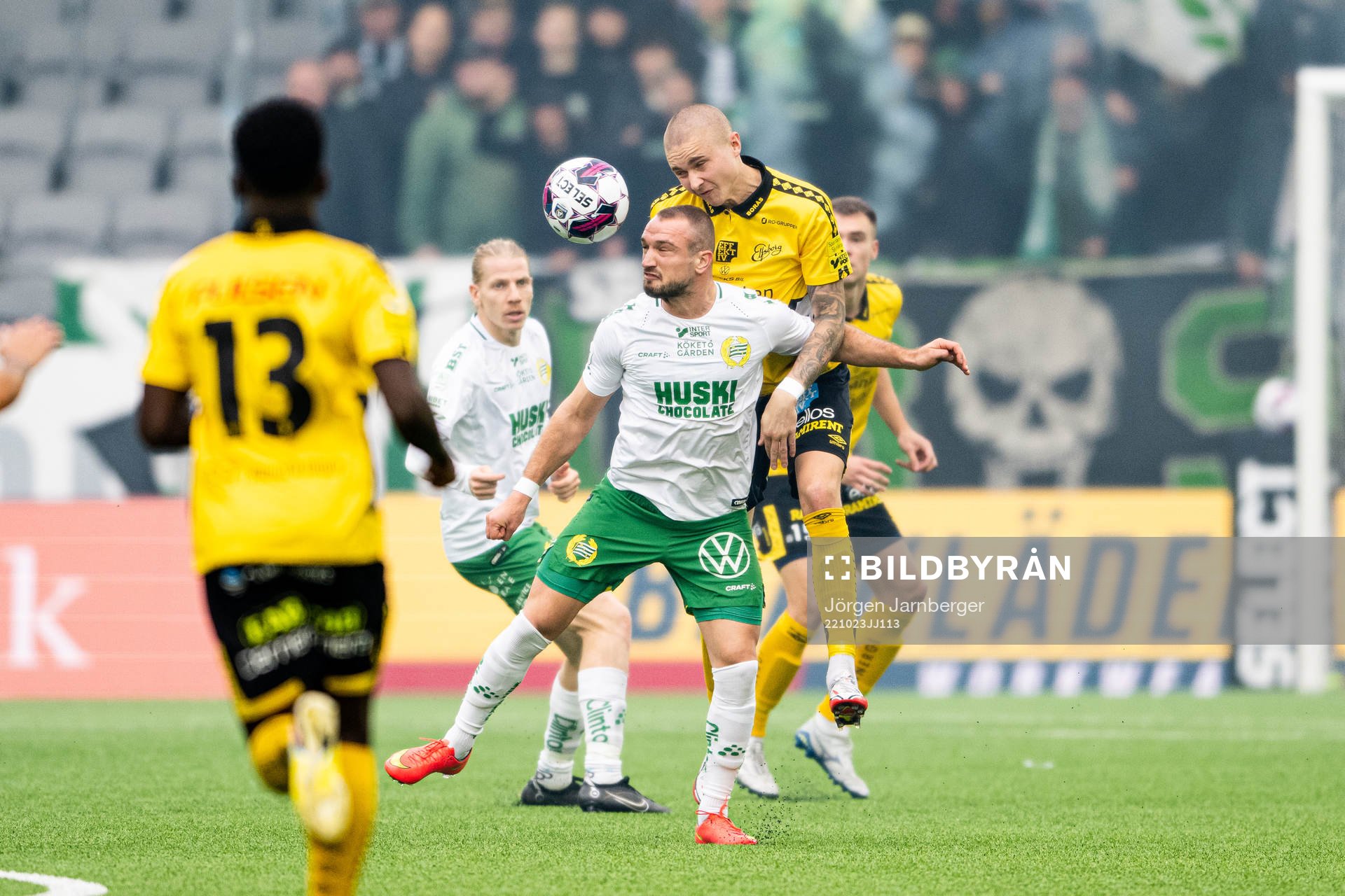 Hammarbys Veton Berisha och Elfsborgs Sebastian Holmen
