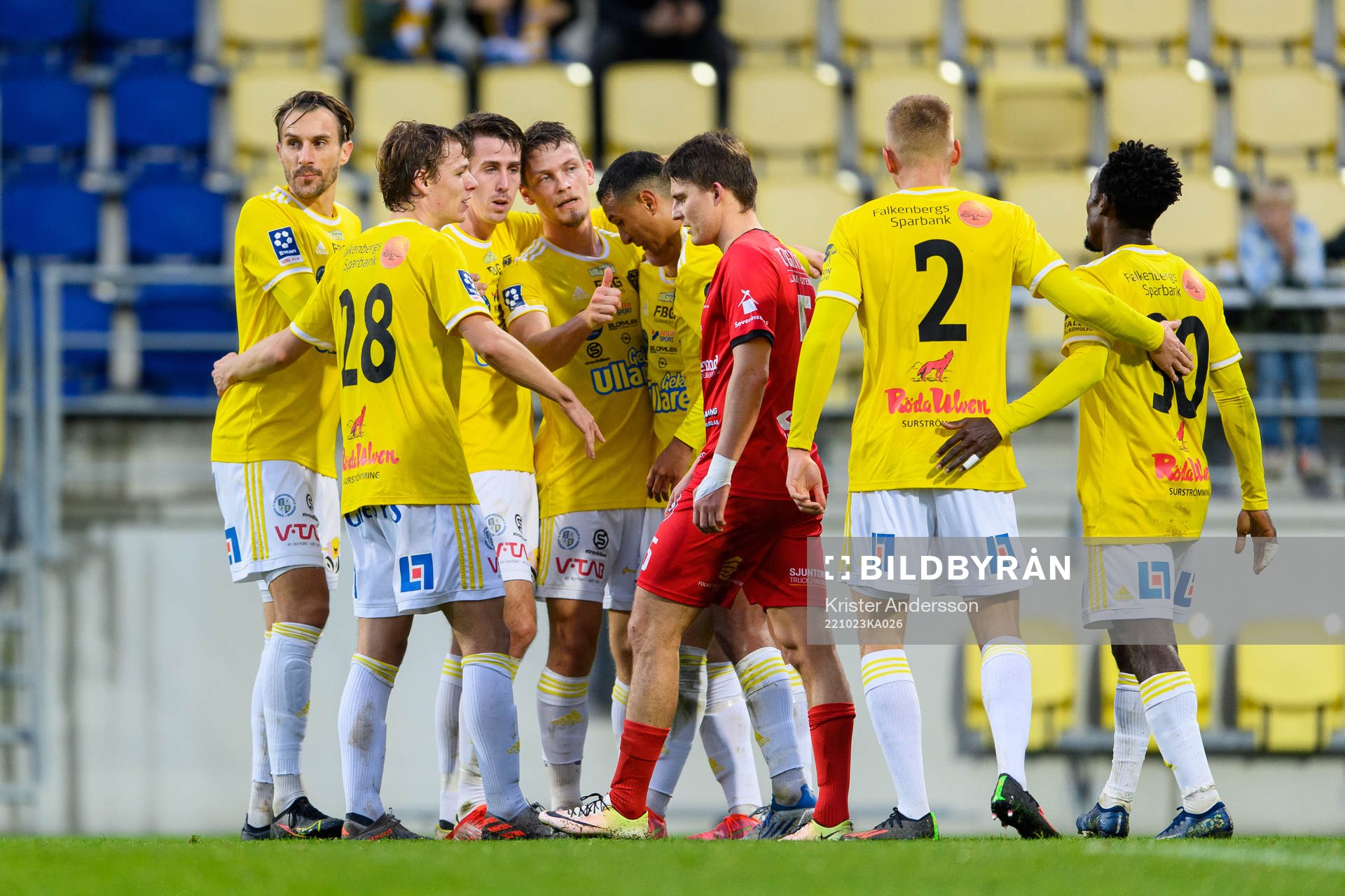 Falkenbergs spelare jublar