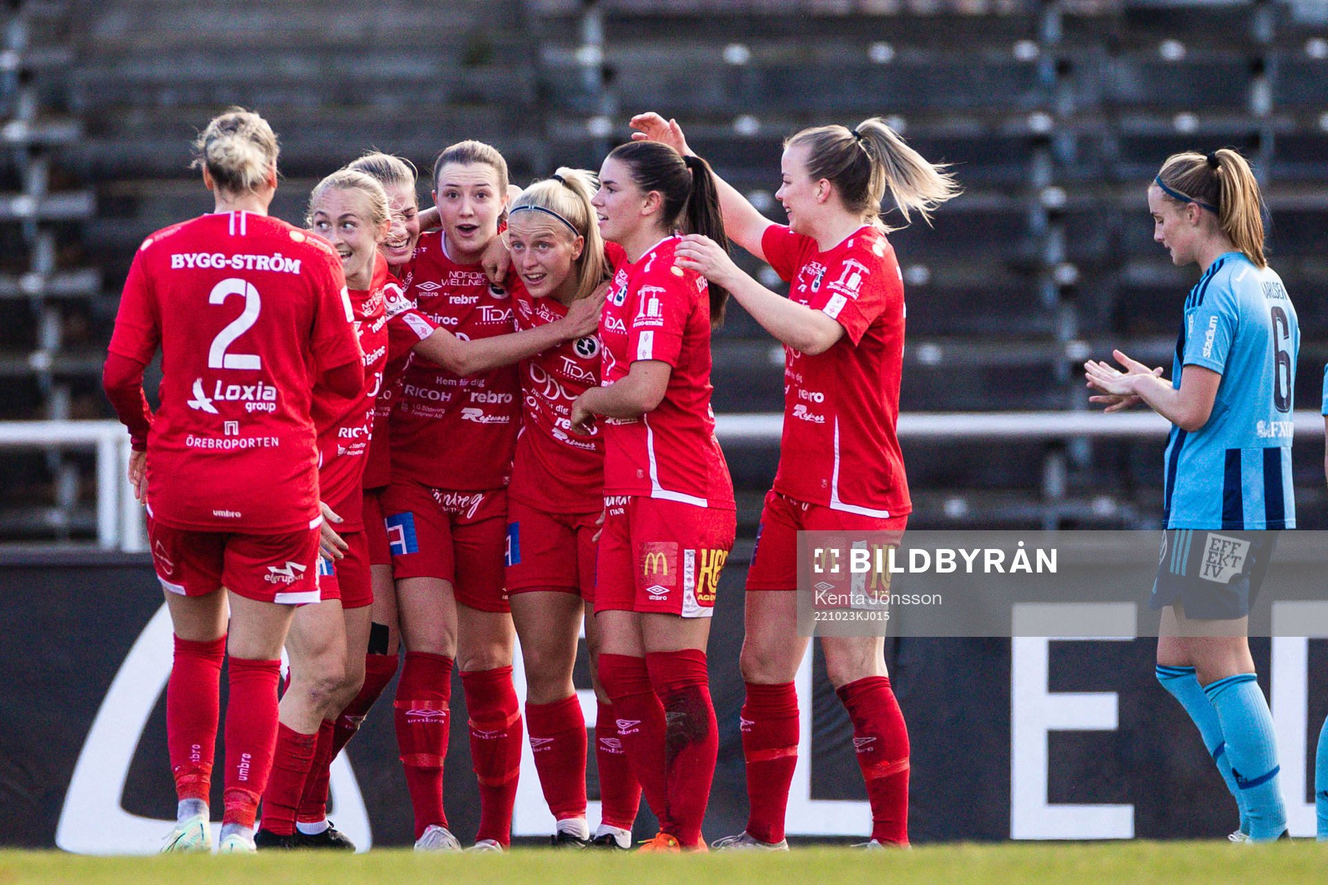 Örebros Katie Lockwood jublar