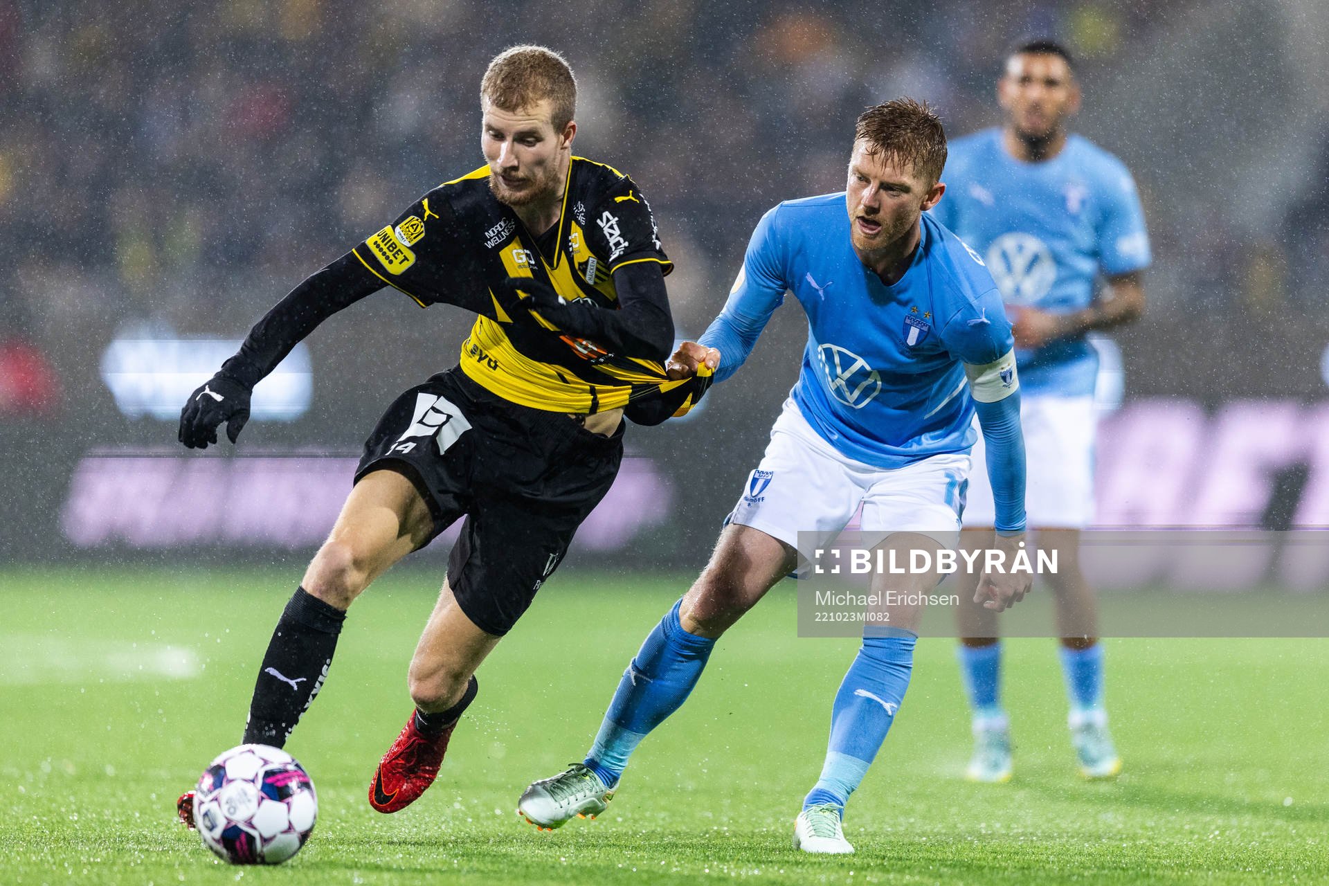 Häckens Simon Gustafson och Malmö FFs Anders Christiansen