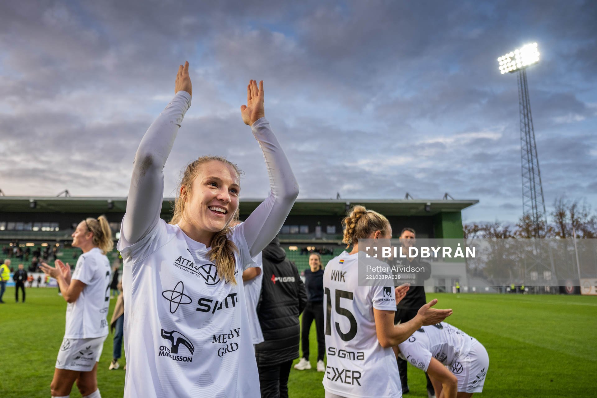 FC Rosengårds Fiona Brown jublar