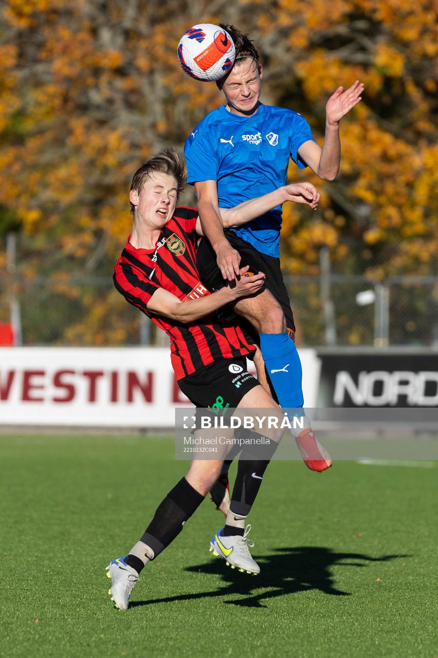 Brommapojkarna Axel Lif Modenius och Halmstads Hjalmar