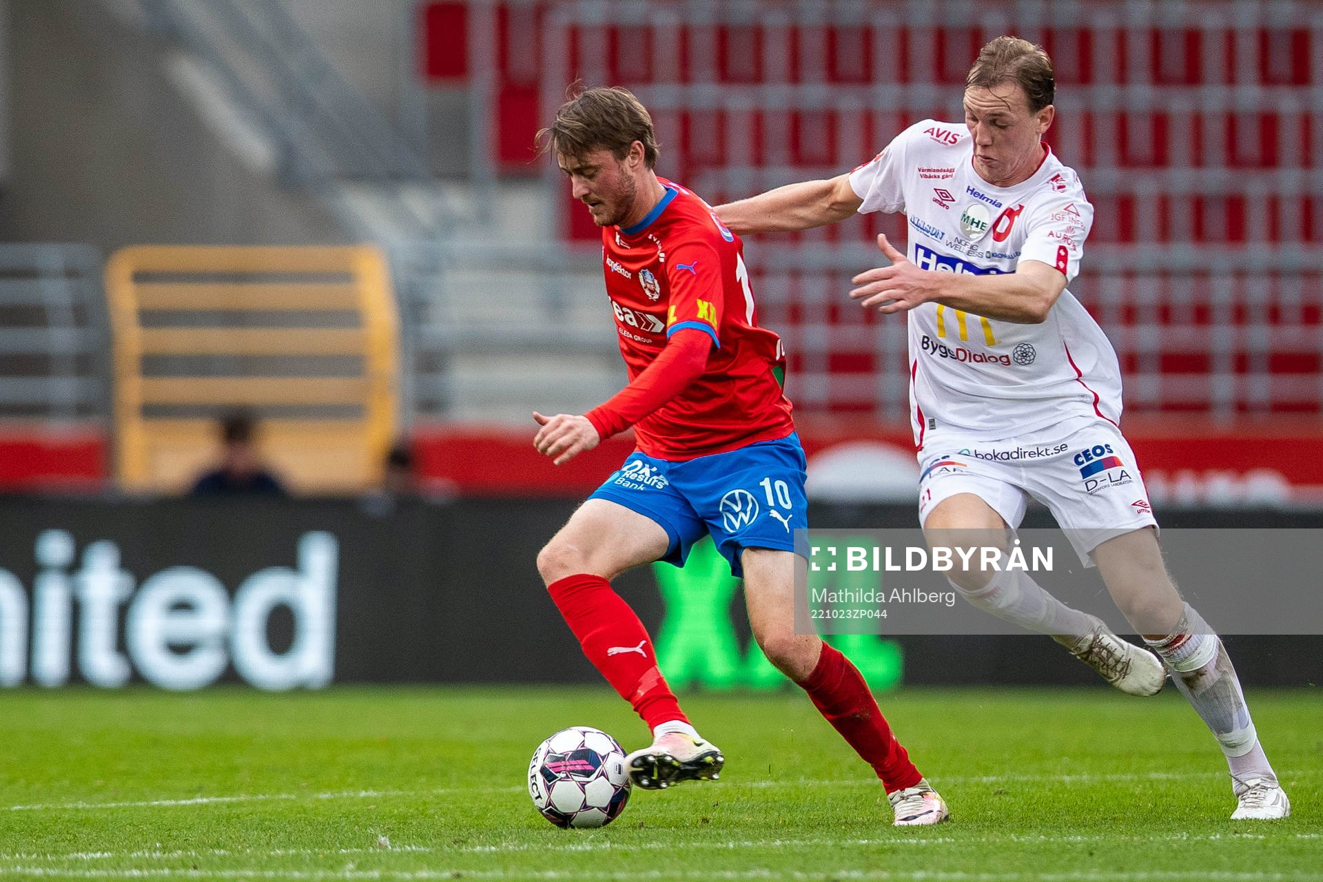 Helsingborgs Rasmus Jönsson och Degerfors Adam Carlen