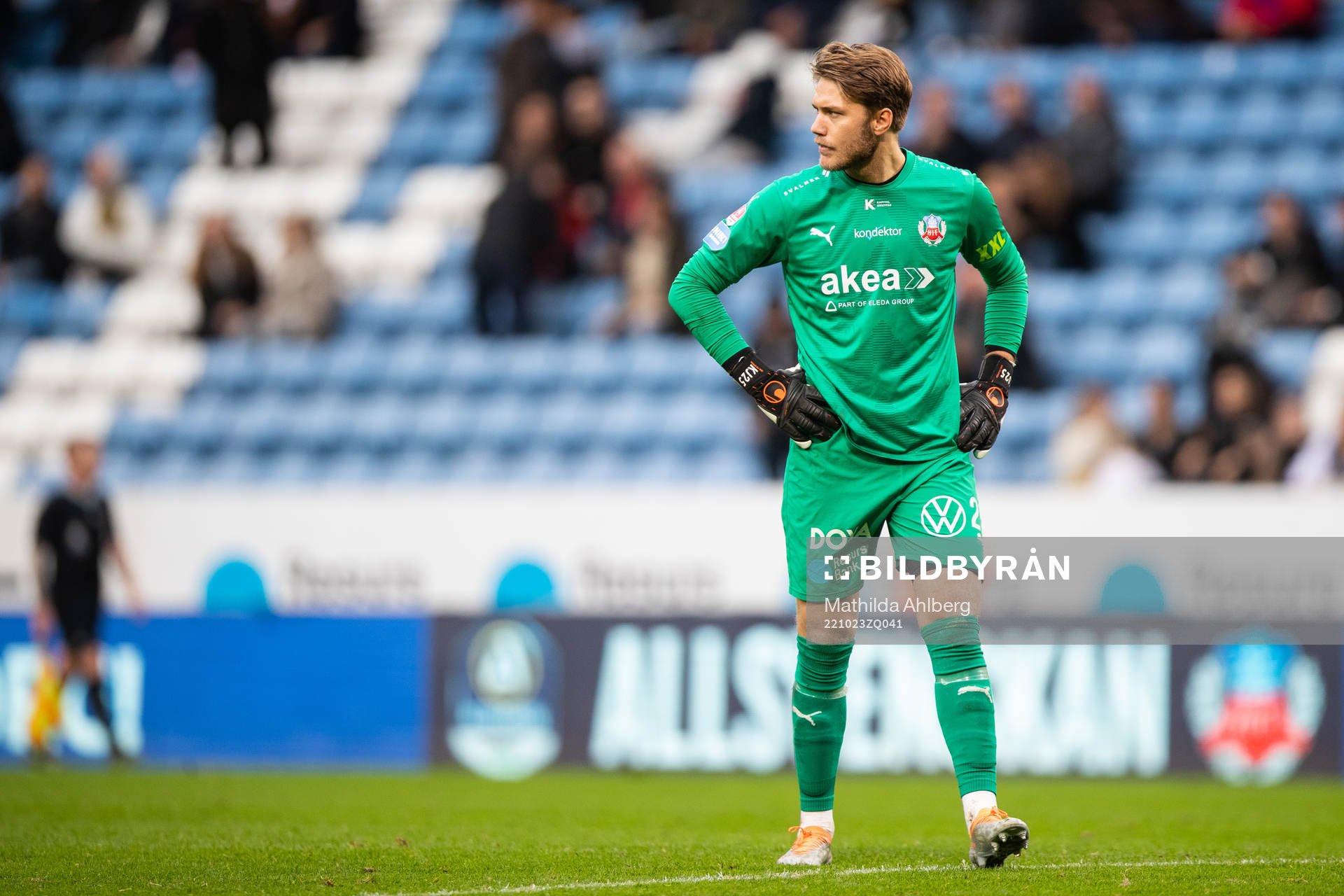 Helsingborgs målvakt Kalle Joelsson deppar