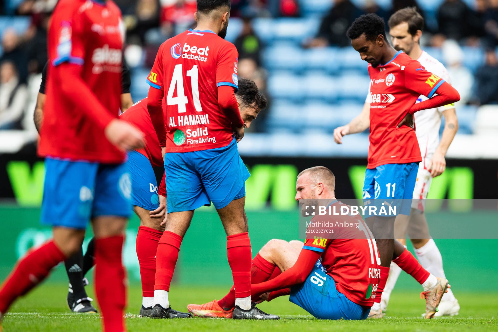 Helsingborgs Alexander Faltsetas har ont och deppar