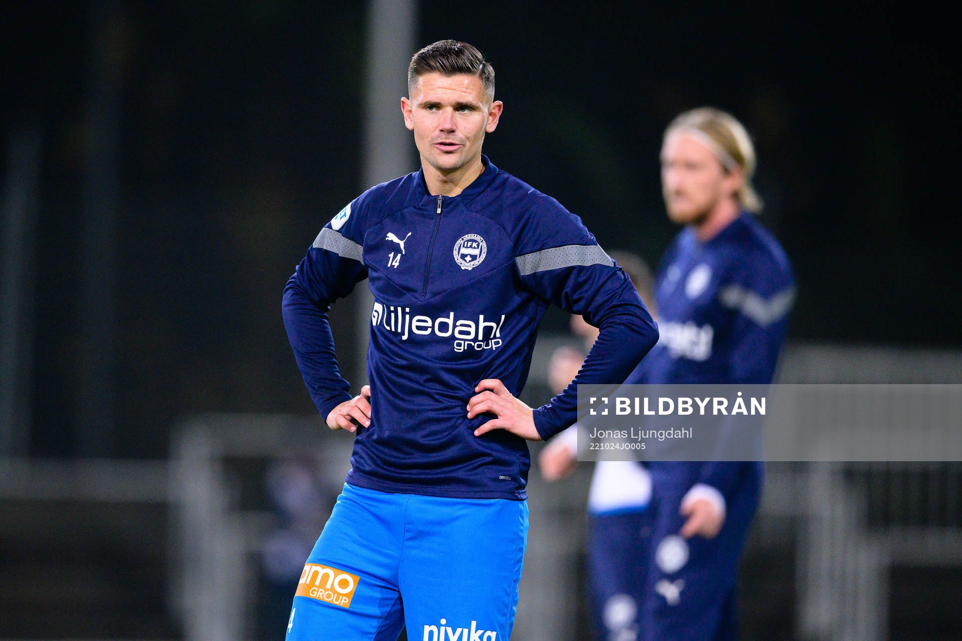 Värnamos Marcus Antonsson under värmningen före fotbollsmatchen i Allsvenskan mellan Värnamo och IFK Norrköping den 24 oktober 2022 i Värnamo.