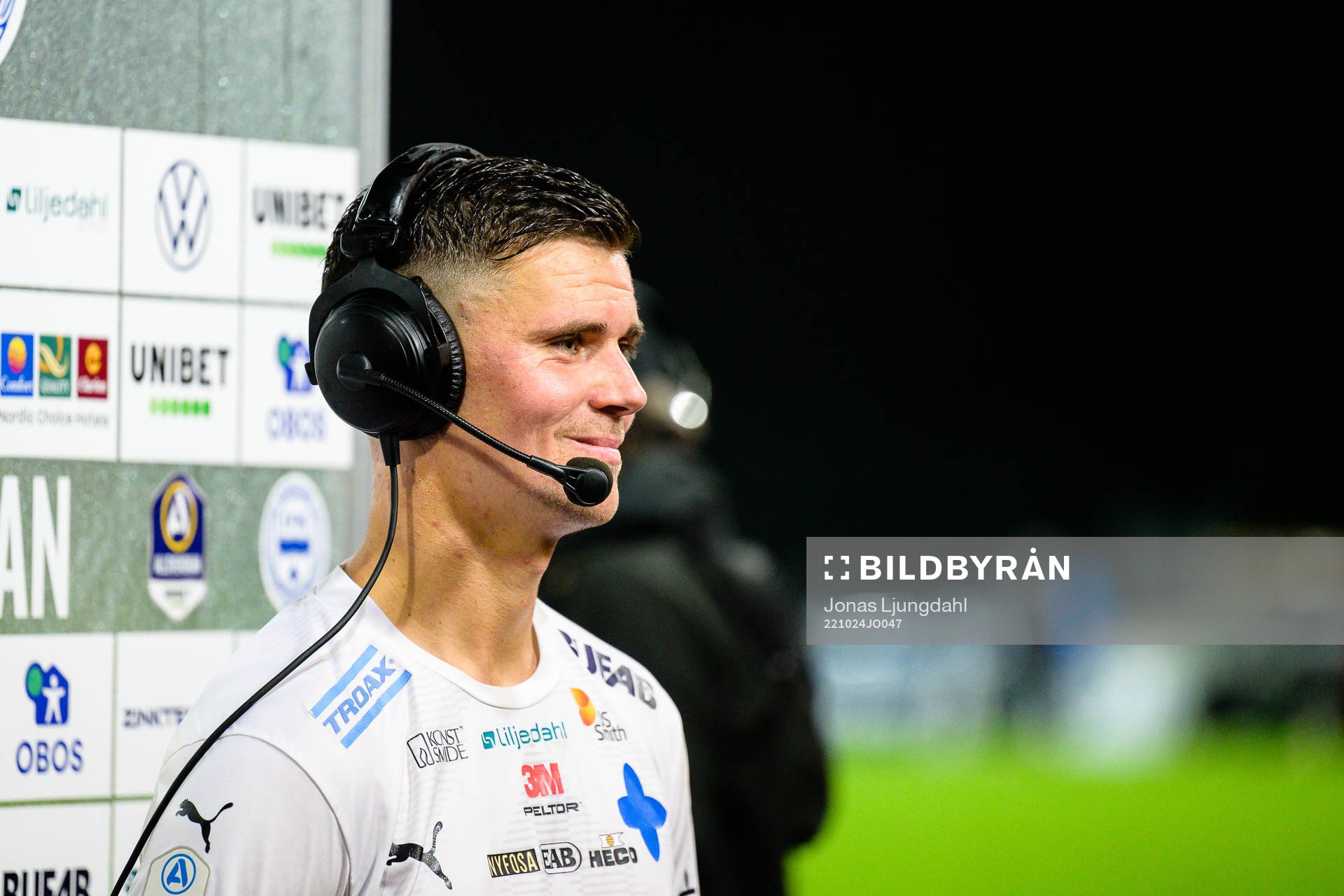 Värnamos Marcus Antonsson blir intervjuad efter fotbollsmatchen i Allsvenskan mellan Värnamo och IFK Norrköping den 24 oktober 2022 i Värnamo.