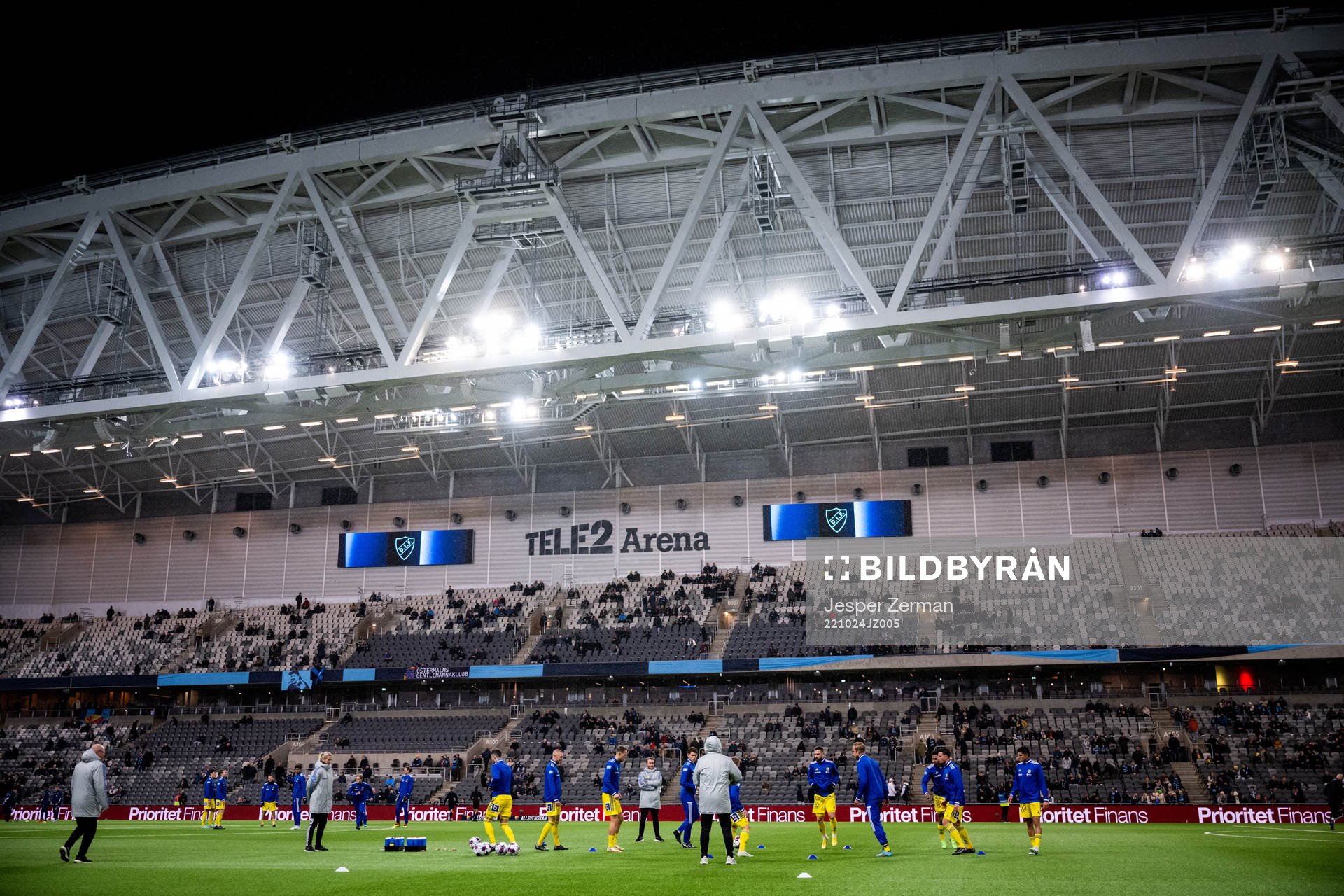 GIF Sundsvalls spelare värmer upp på Tele2 Arena