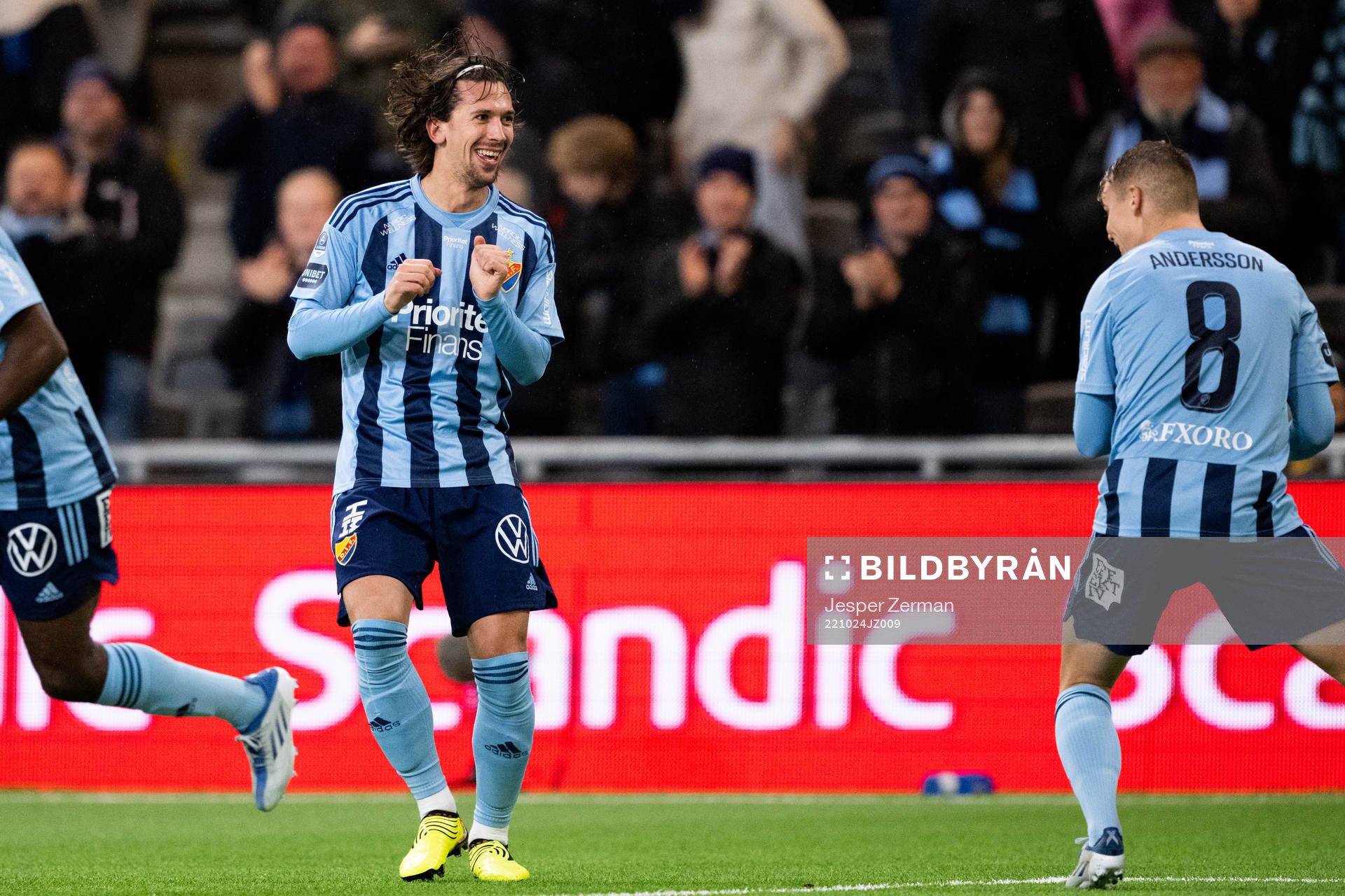Djurgårdens Gustav Wikheim jublar