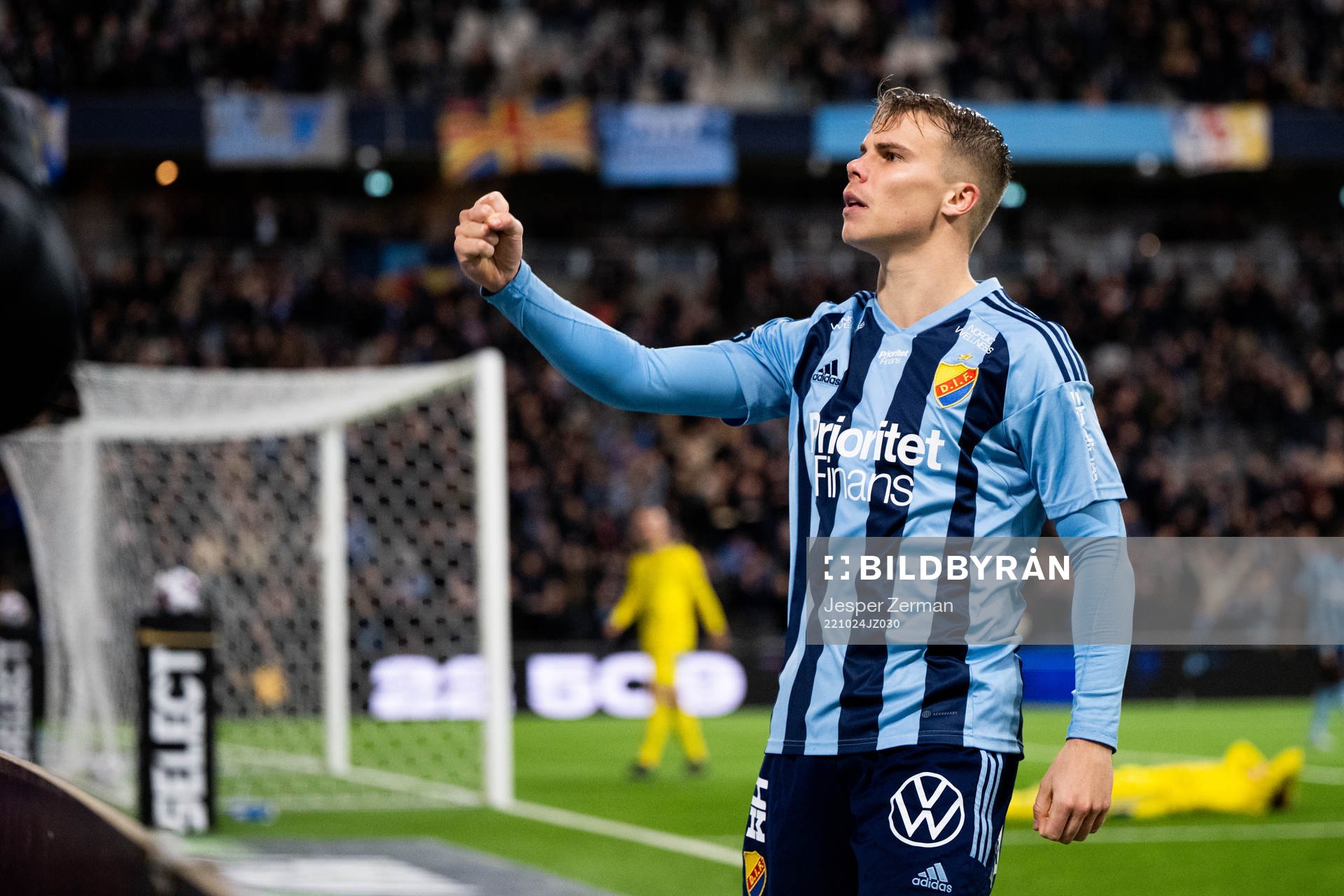 Djurgårdens Elias Andersson jublar