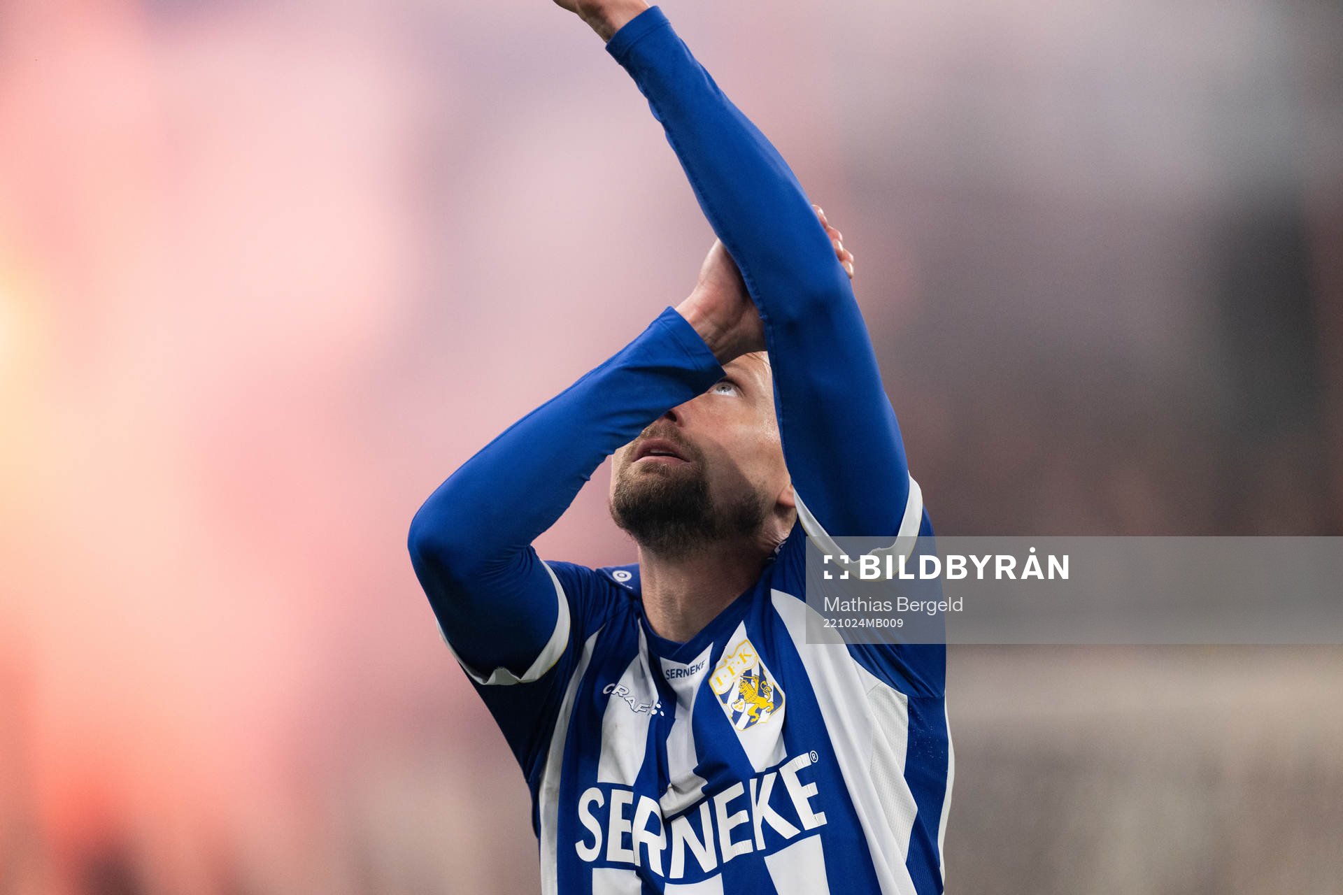 IFK Göteborgs Sebastian Eriksson reagerar