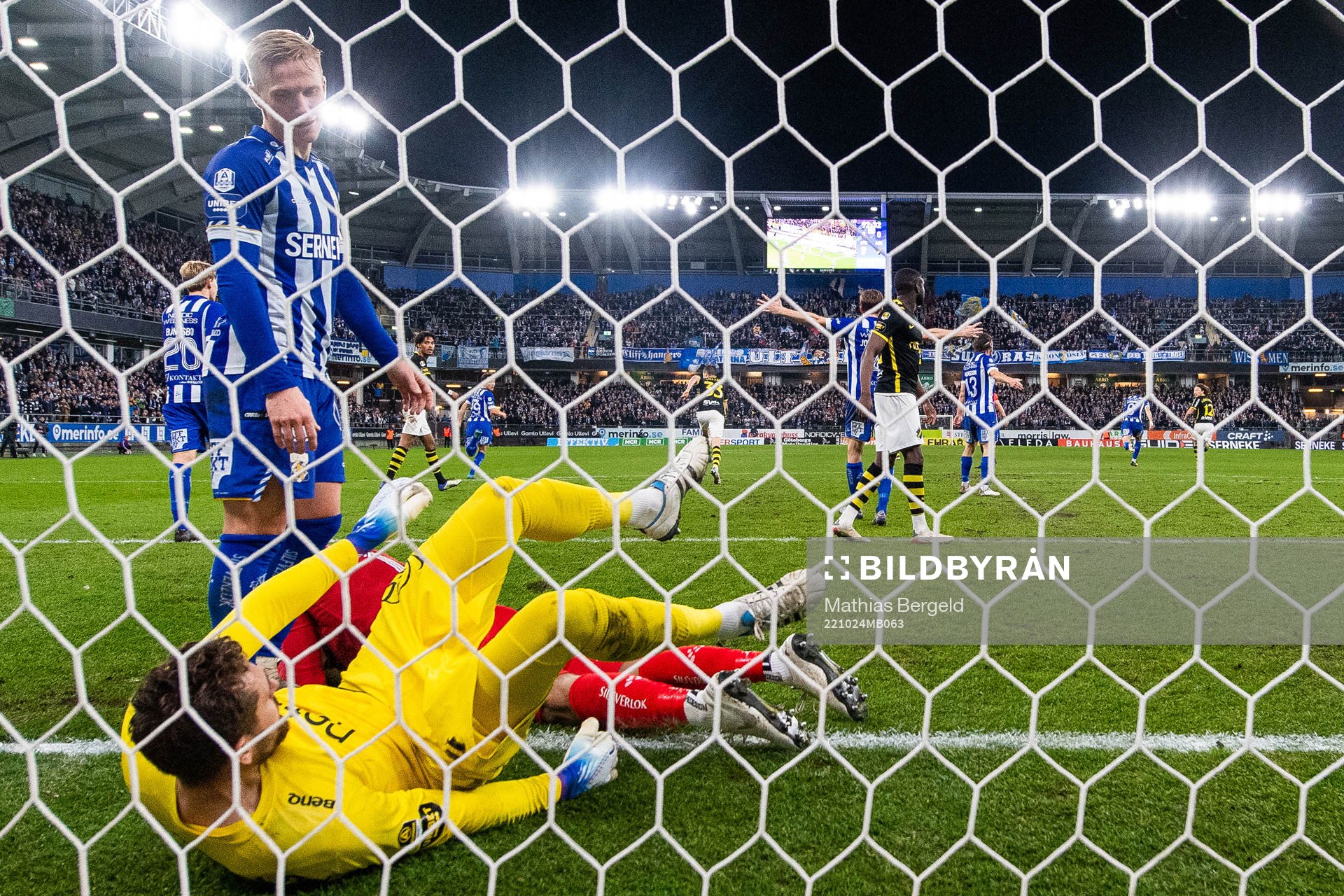 IFK Göteborgs Oscar Wendt och målvakt Warner Hahn