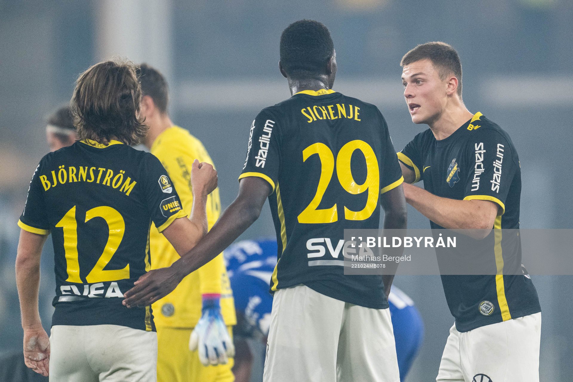 AIKs Collins Lusaka Sichenje och Erik Ring