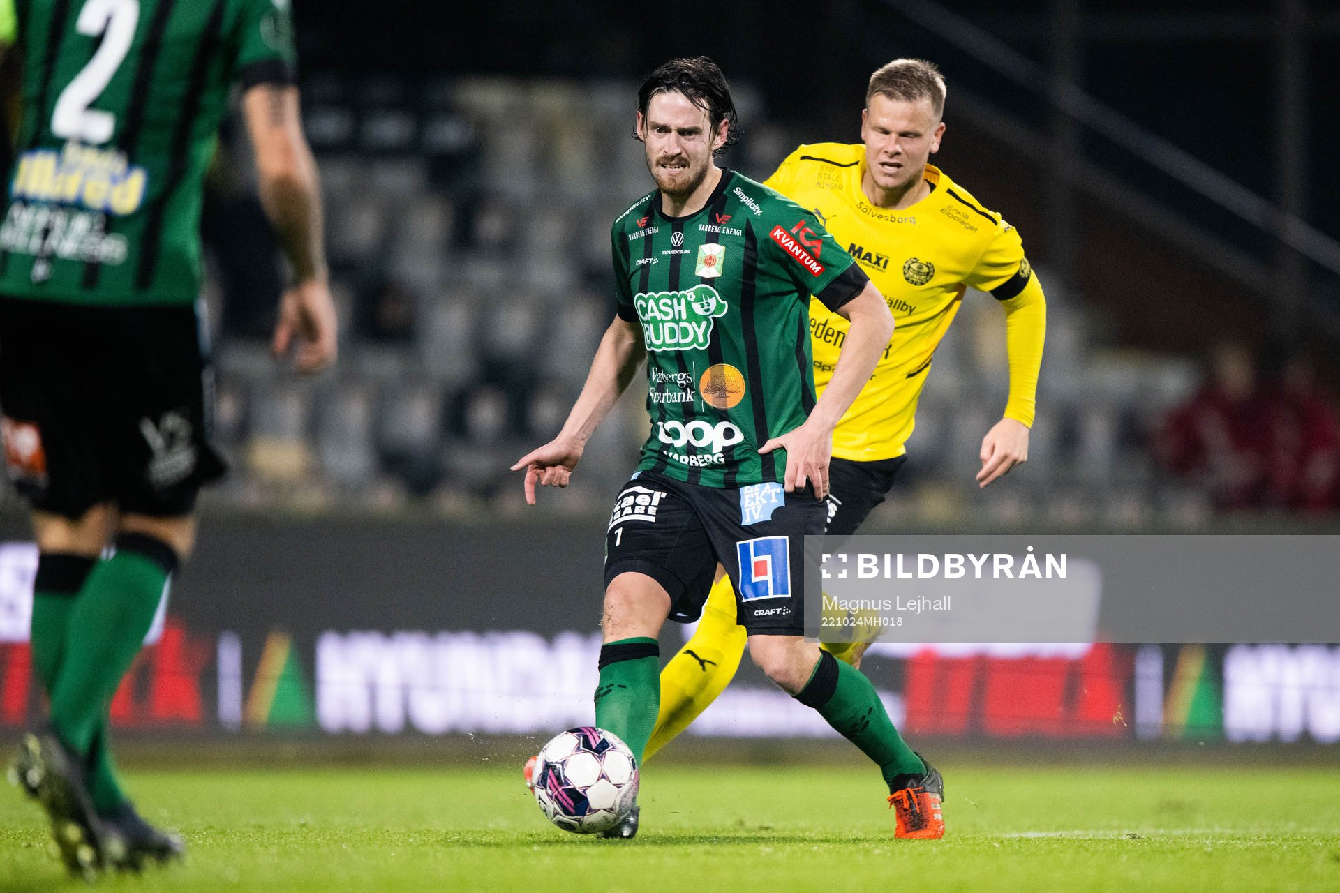 Varbergs Robin Tranberg och Mjällbys David Löfquist