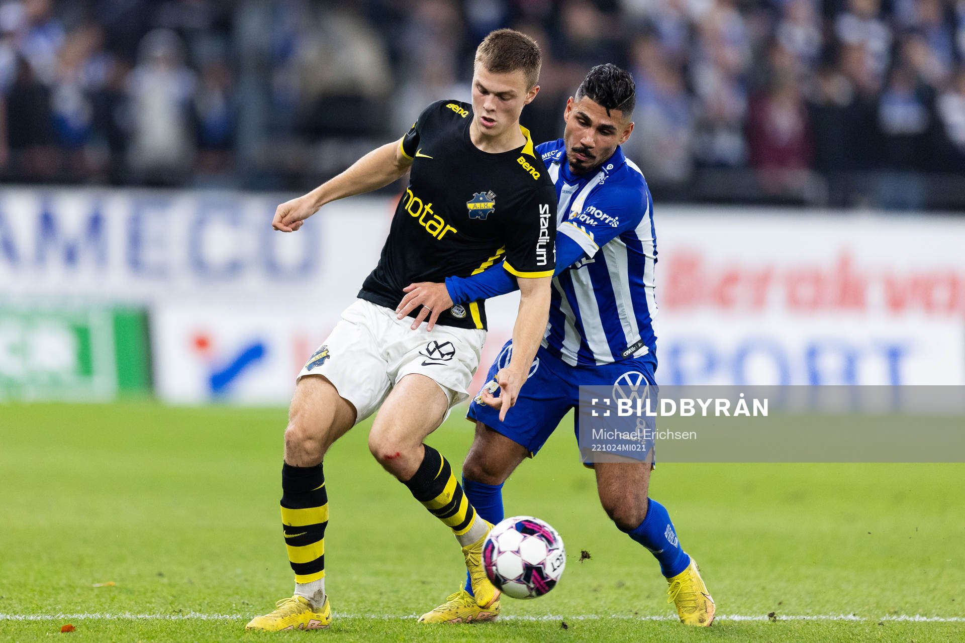 AIKs Erik Ring och IFK Göteborgs Hosam Aiesh