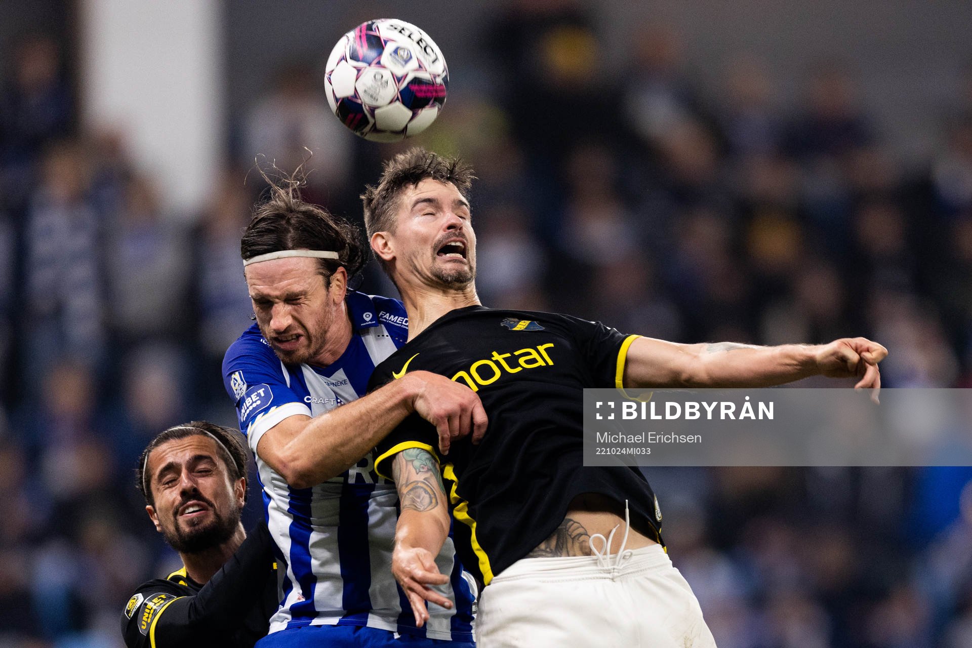 IFK Göteborgs Gustav Svensson och AIKs Mikael Lustig