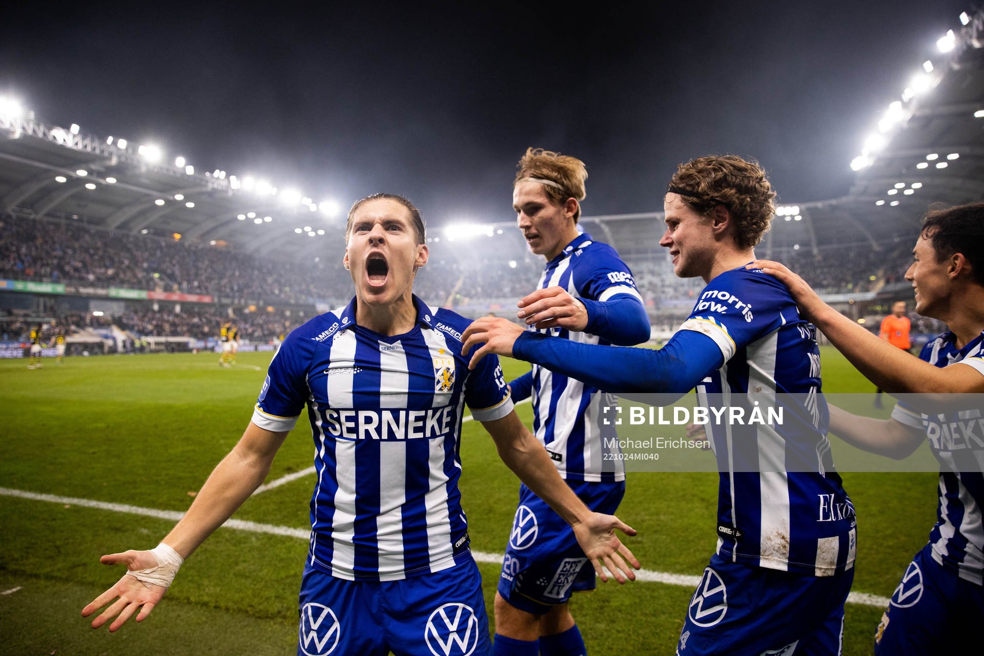 IFK Göteborgs Eman Markovic jublar med lagkamrater