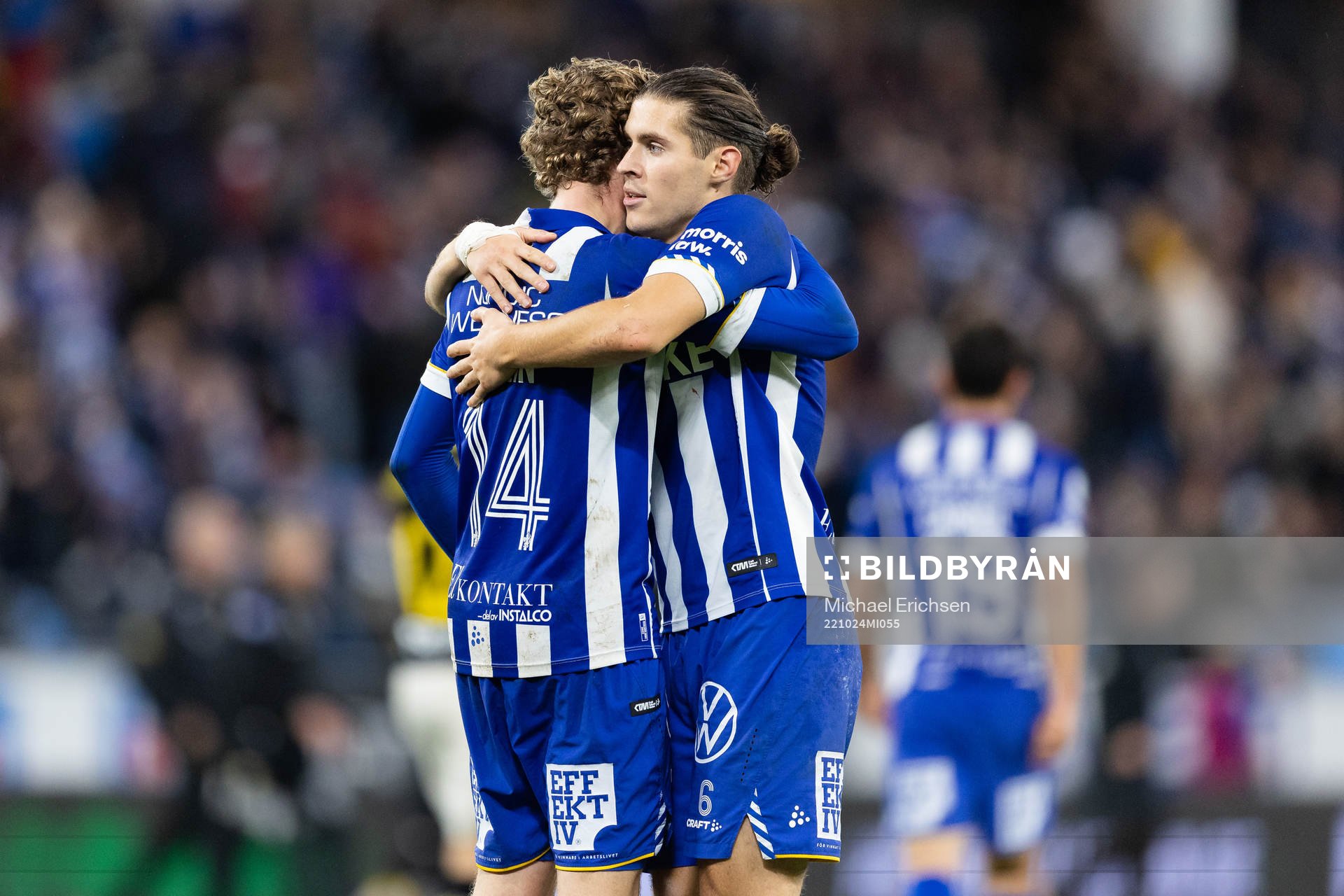 IFK Göteborgs Gustaf Norlin jublar ihop med Eman Markovic