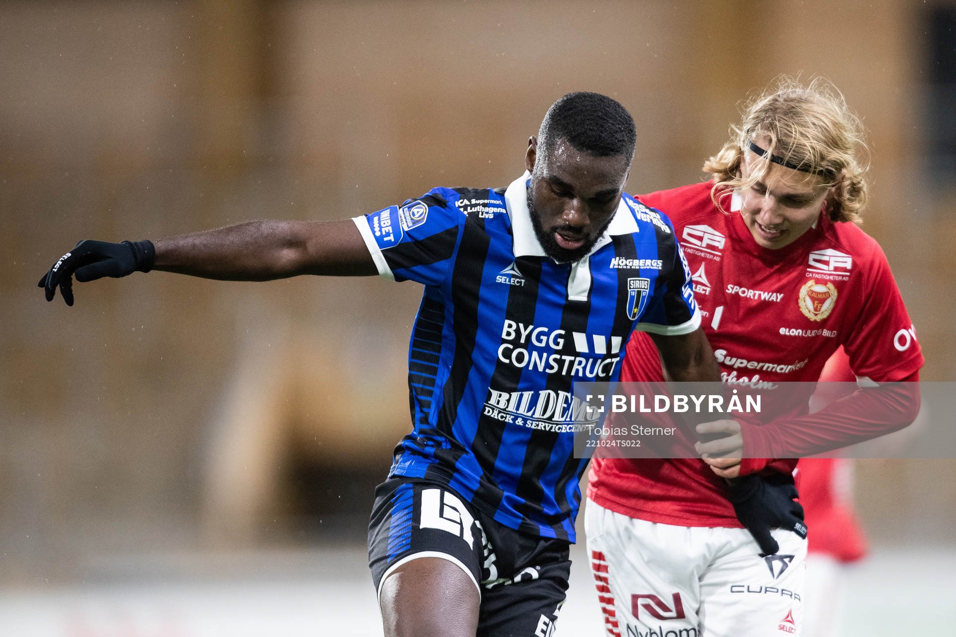 Sirius Patrick Nwadike och Kalmars Sebastian Nanasi