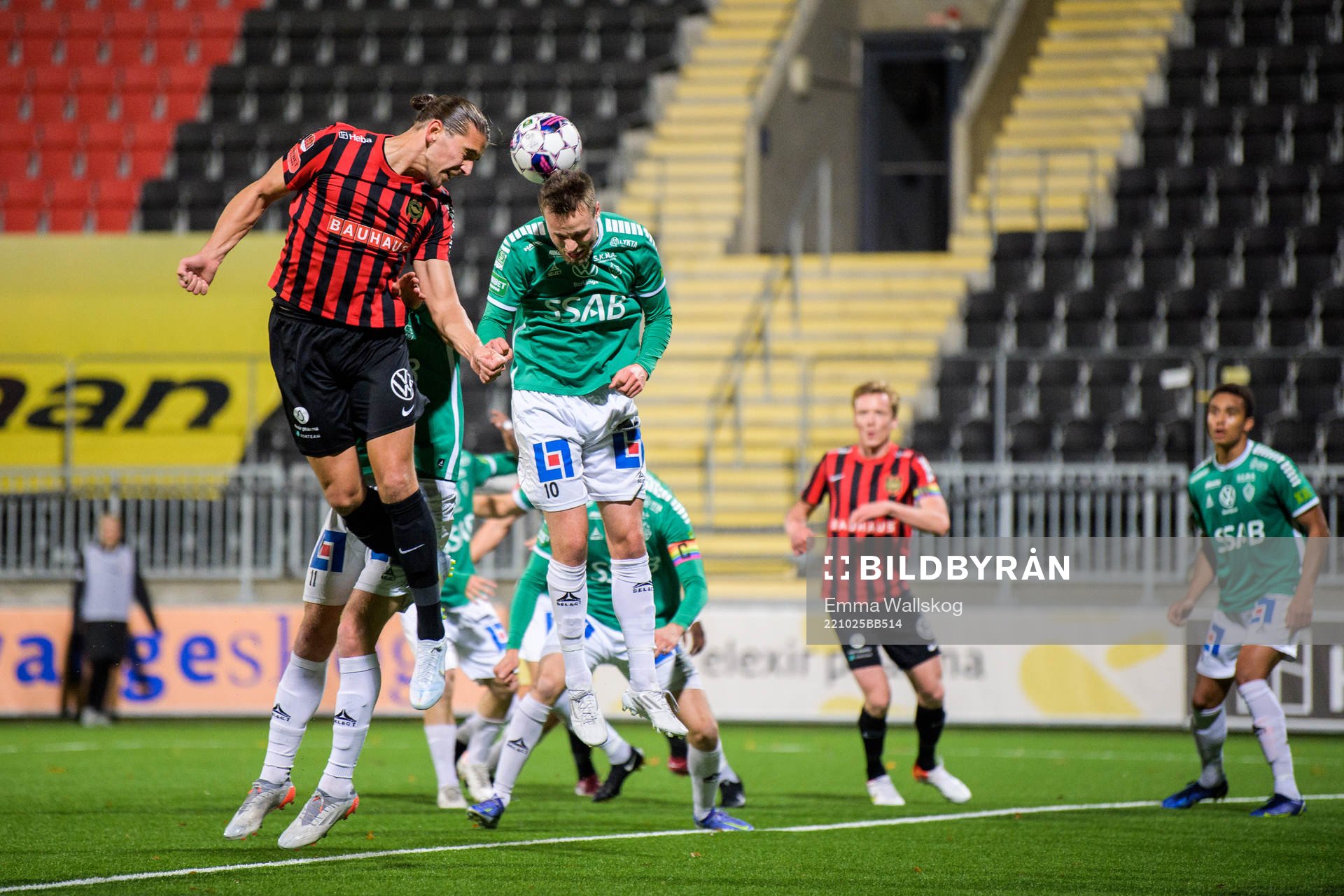 Brommapojkarnas Nikola Vasic och Brages Anton Lundin