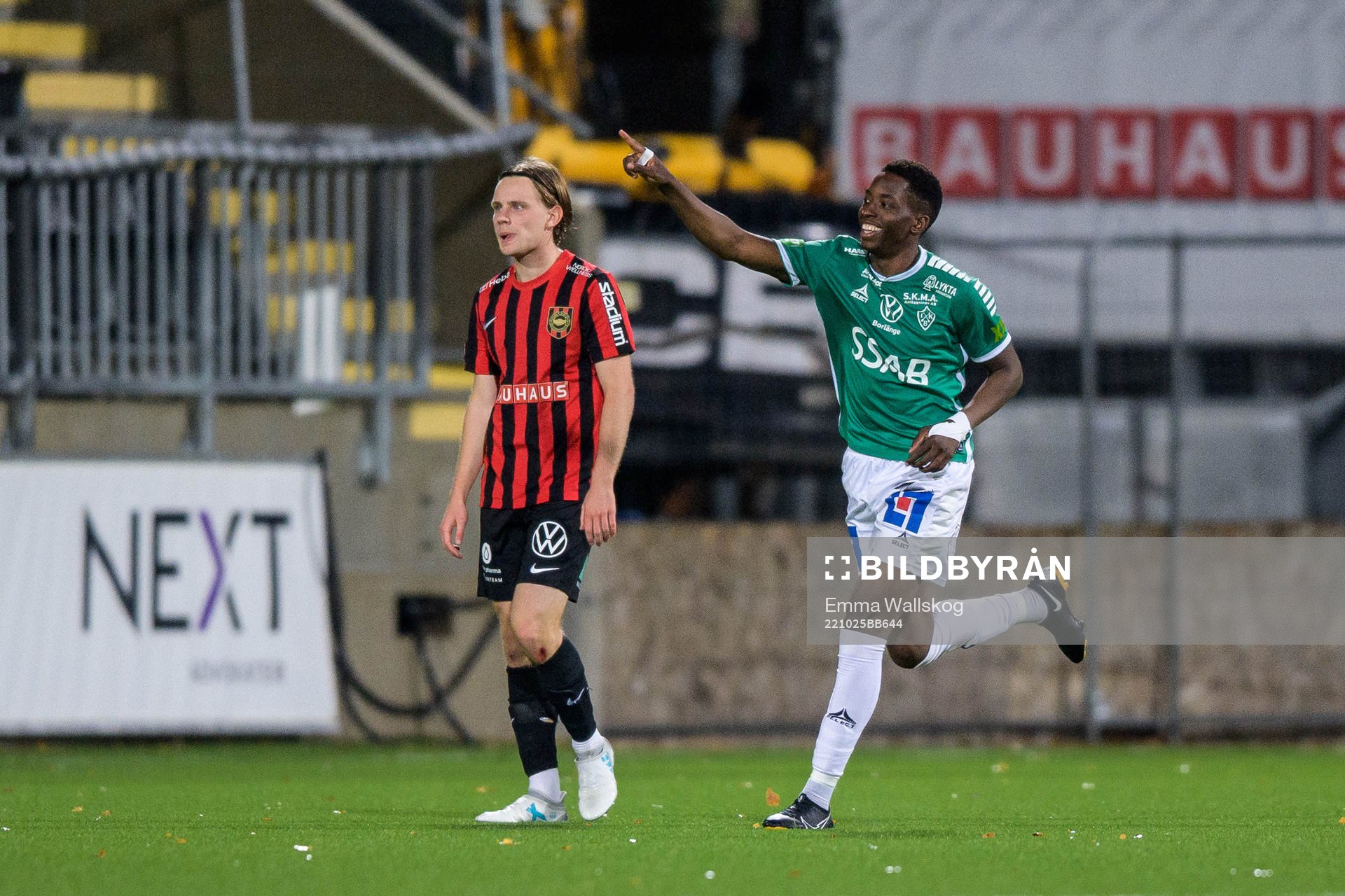 Brages Samouil Izountouemoi jublar efter 2-1 under fotbollsmatchen i Superettan mellan Brommapojkarna och Brage den 25 oktober 2022 i Stockholm.