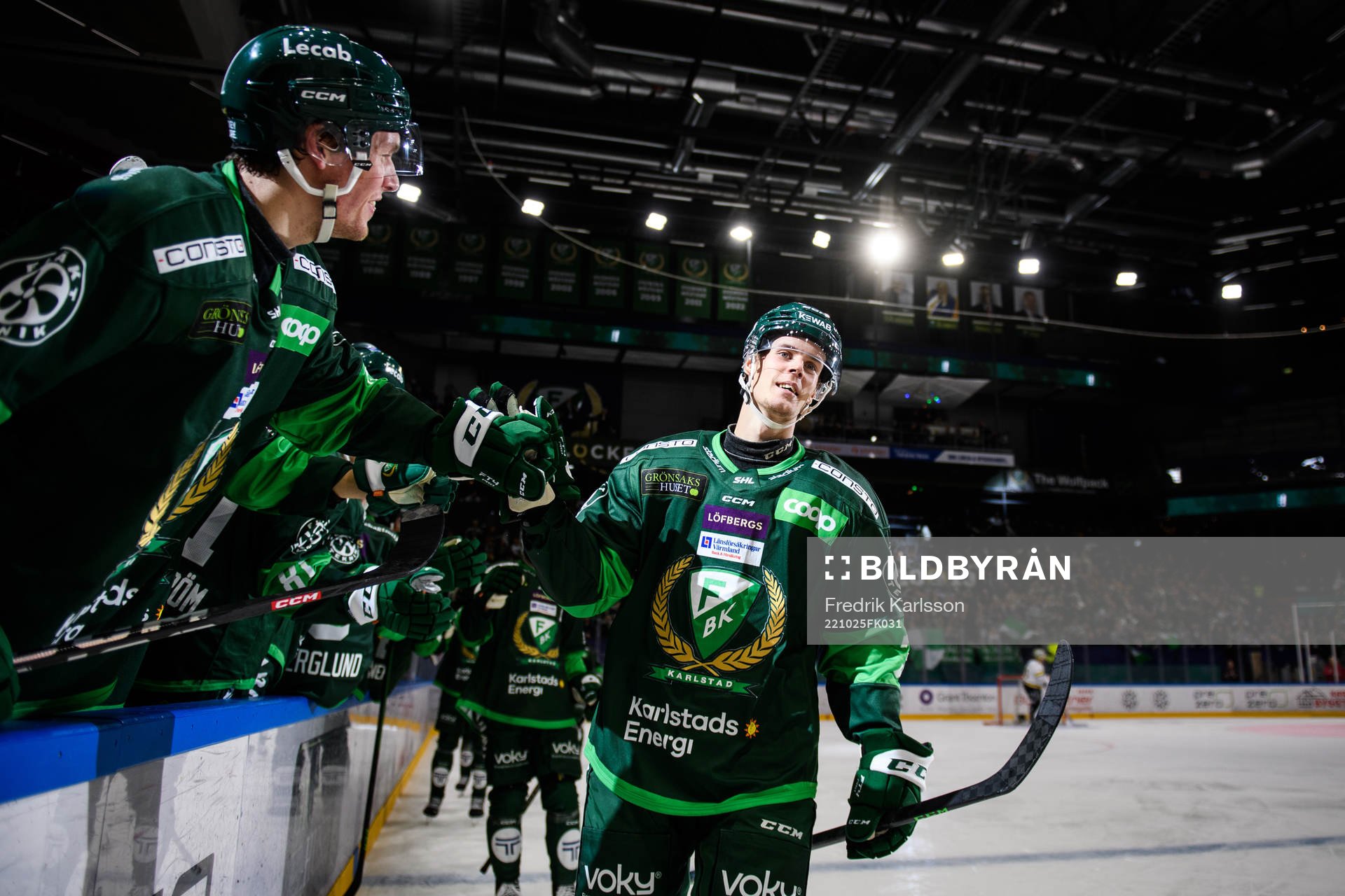 Färjestads Carl Jakobsson jublar