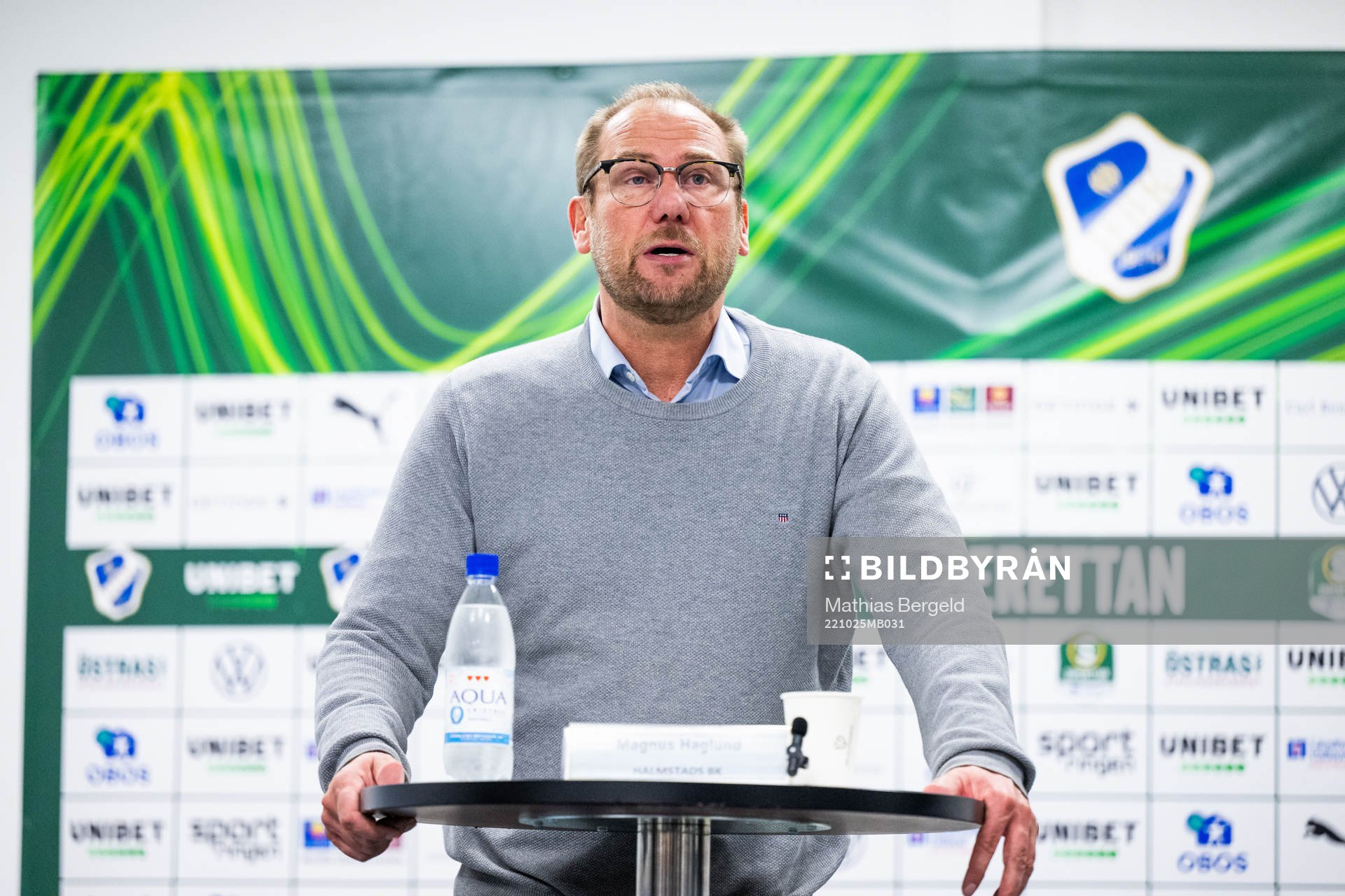 Halmstads tränare Magnus Haglund på presskonferensen