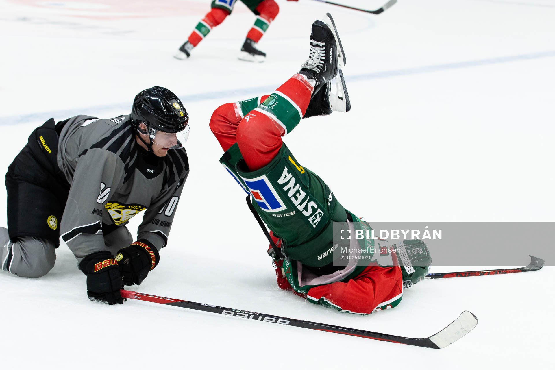 Brynäs David Sklenicka och Frölundas Anthony Greco