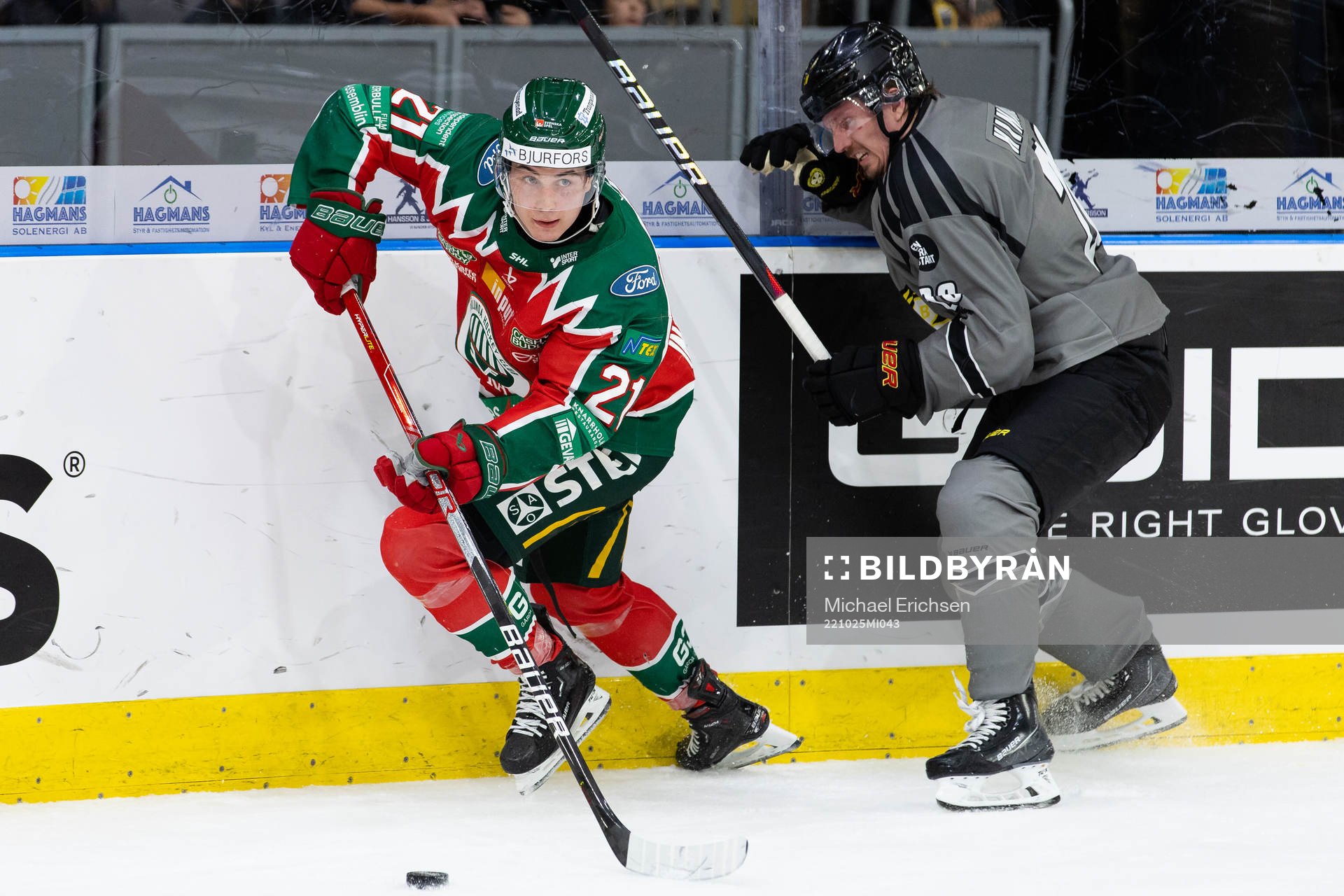Frölundas Jere Innala och Brynäs Johannes Kinnvall