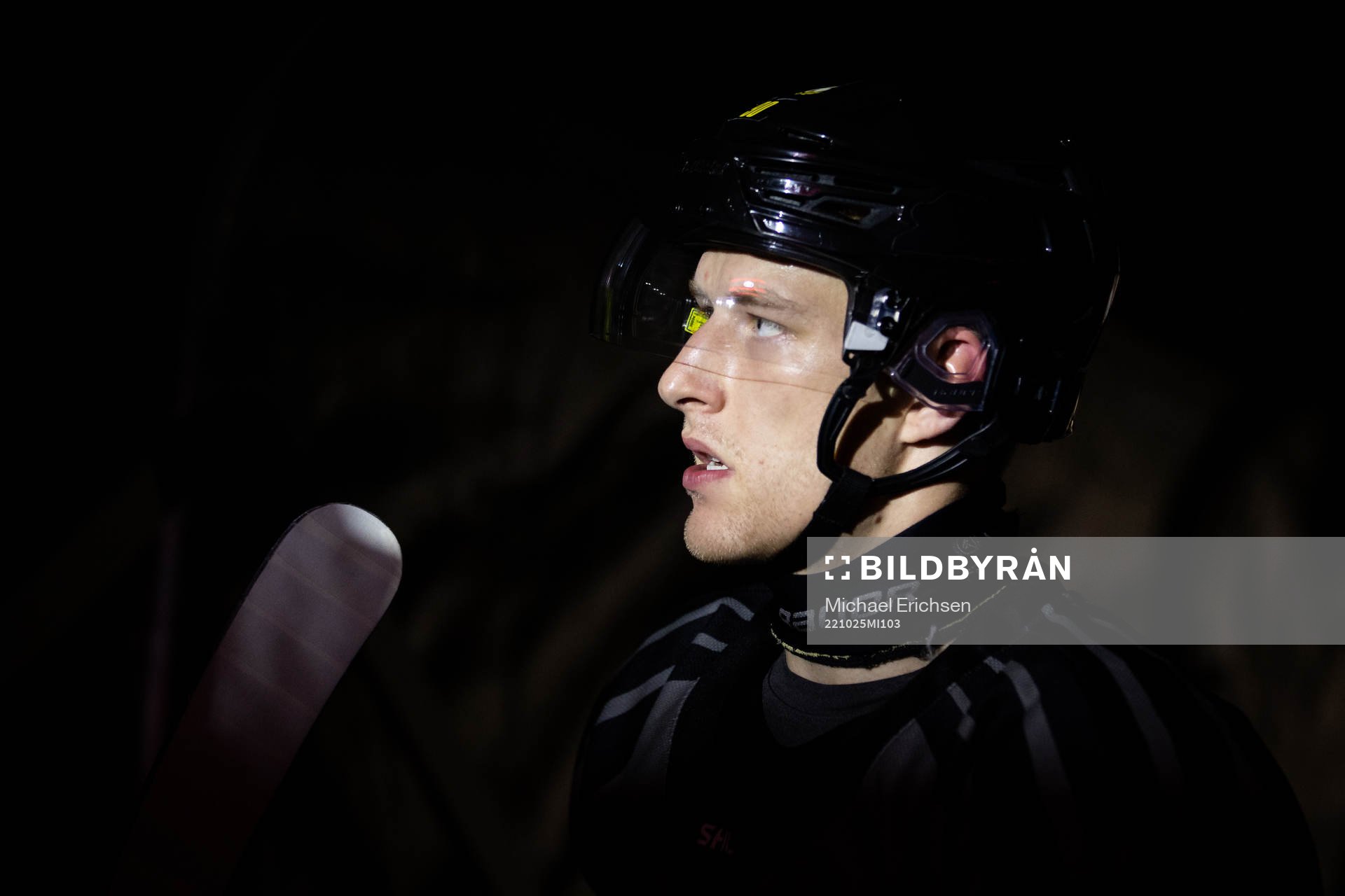 Brynäs David Sklenicka innan ishockeymatchen i SHL mellan