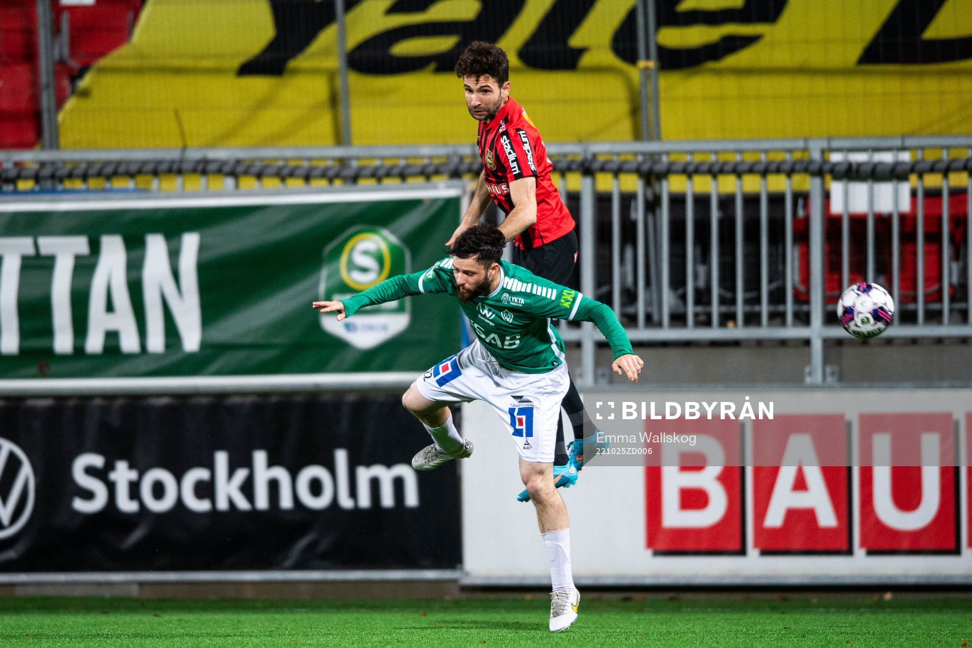 Brommapojkarnas Marijan Cosic och Brages Jonathan Syberg