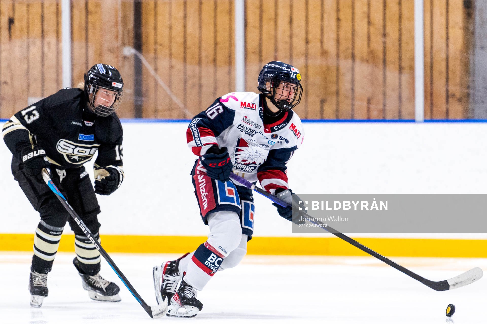 SDEs Hanna Blomqvist och Linköpings Marthe Brunvold