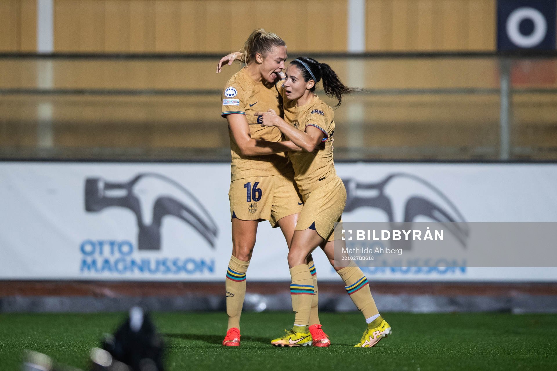 Fridolina Rolfö and Aitana Bonmati of Barcelona celebrate