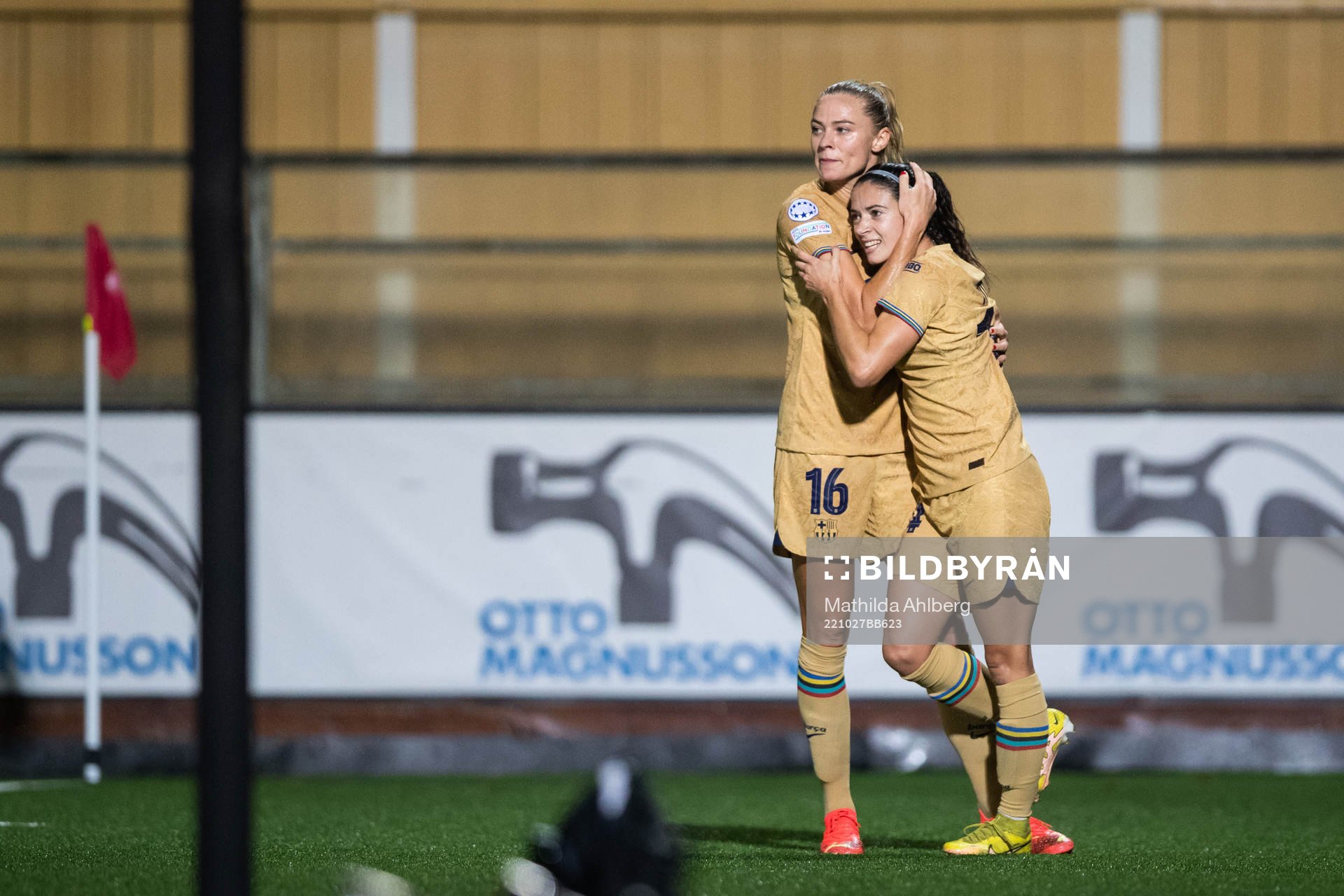Fridolina Rolfö and Aitana Bonmati of Barcelona celebrate