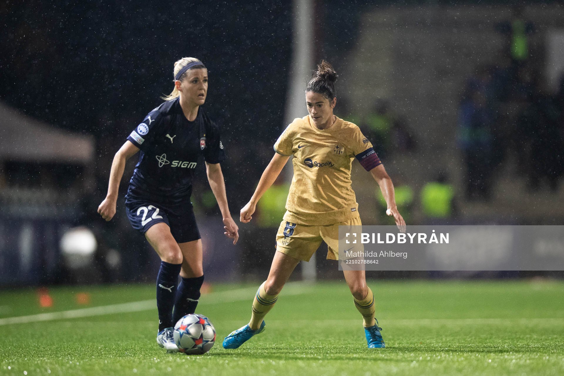 Olivia Schough of FC Rosengård and Marta Torrejon of