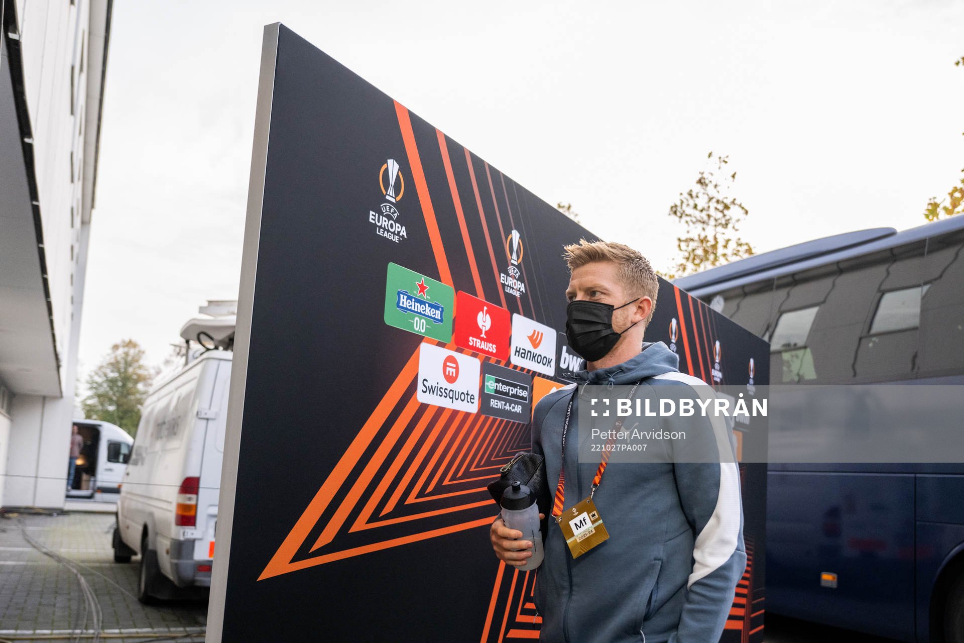 Anders Christiansen of Malmö FF arrives to the stadium