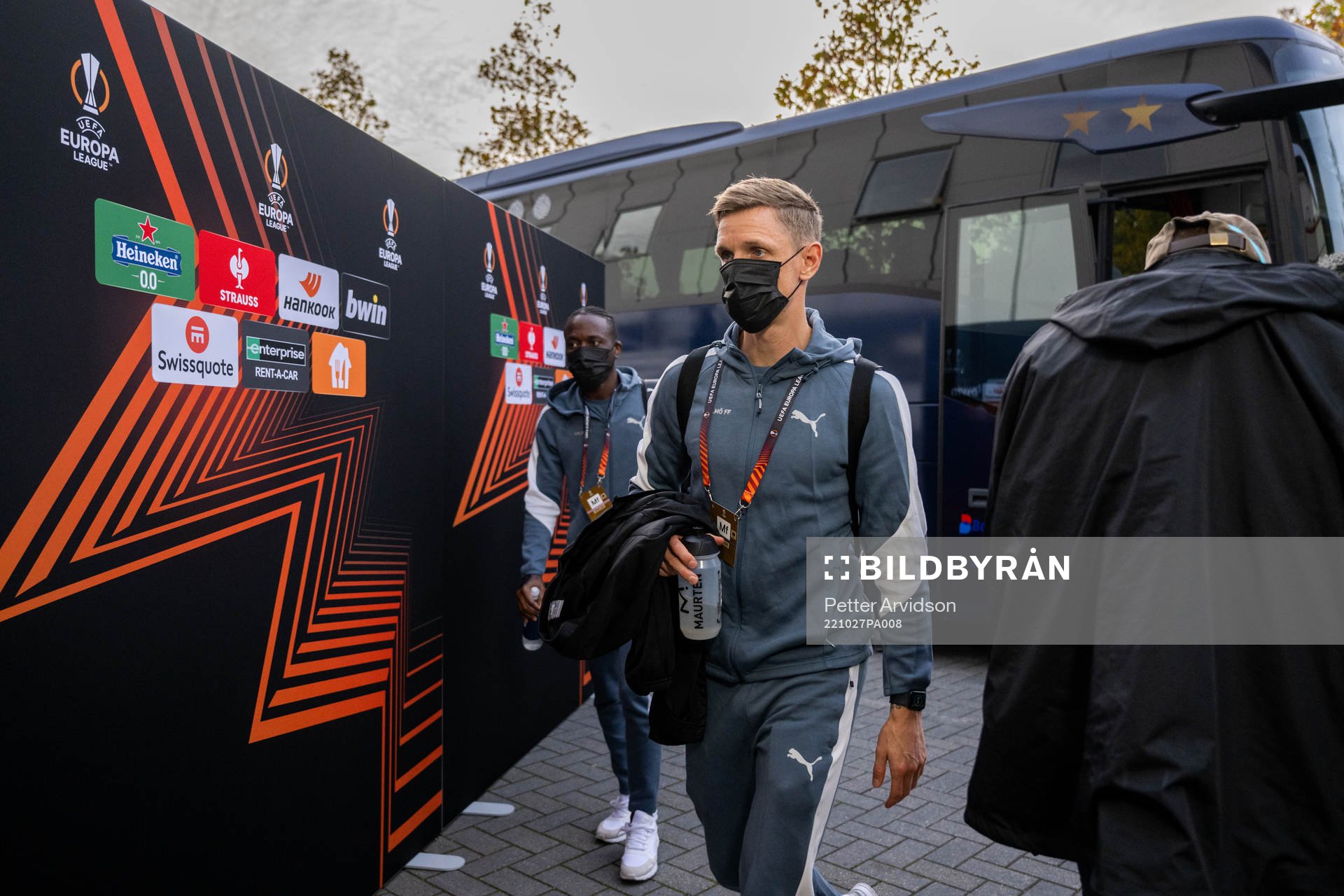 Sören Rieks of Malmö FF arrives to the stadium
