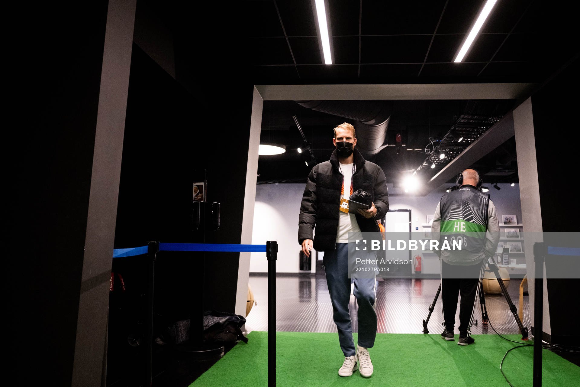 Ola Toivonen of Malmö FF arrives to the stadium