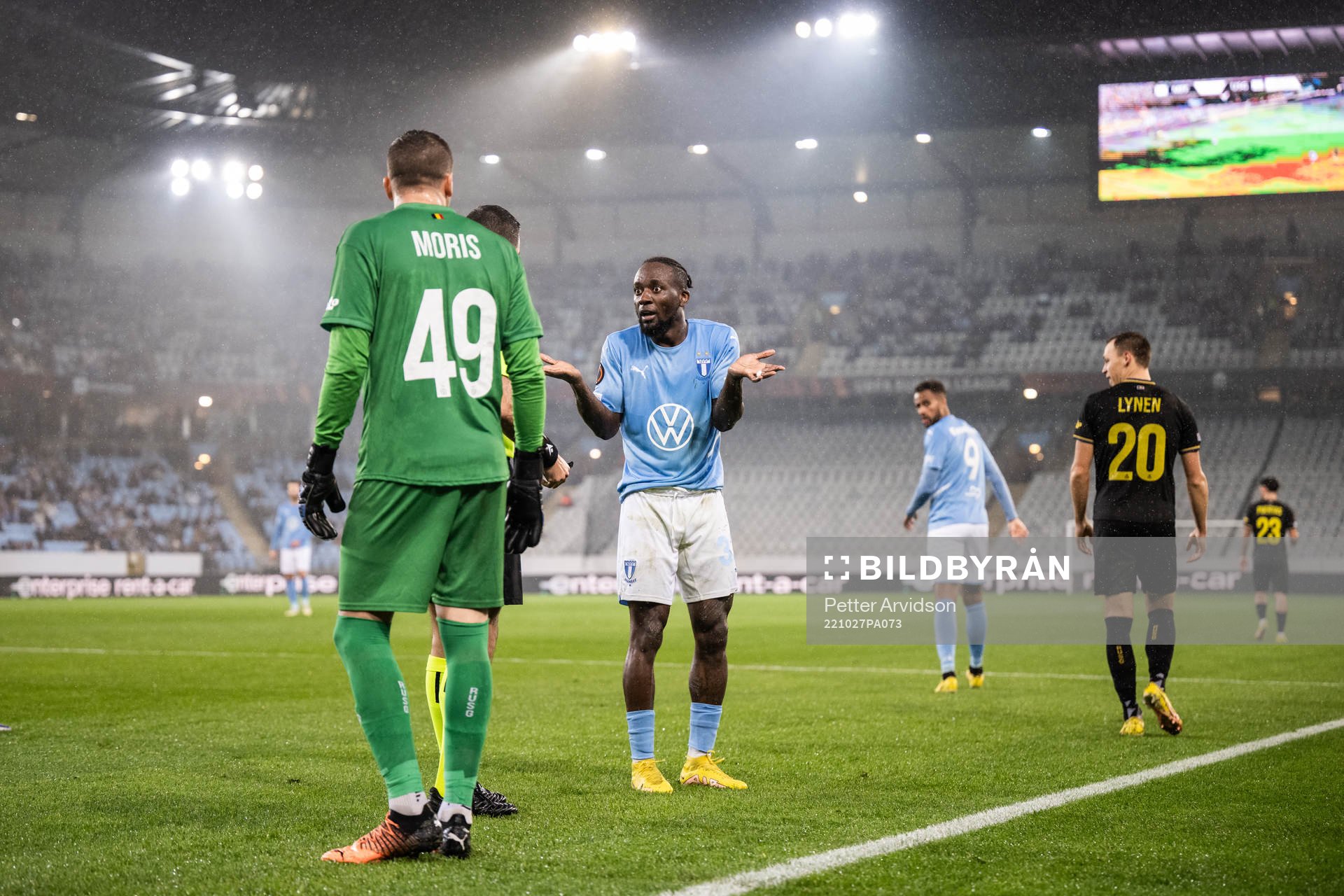Mohammed Buya Turay of Malmö reacts