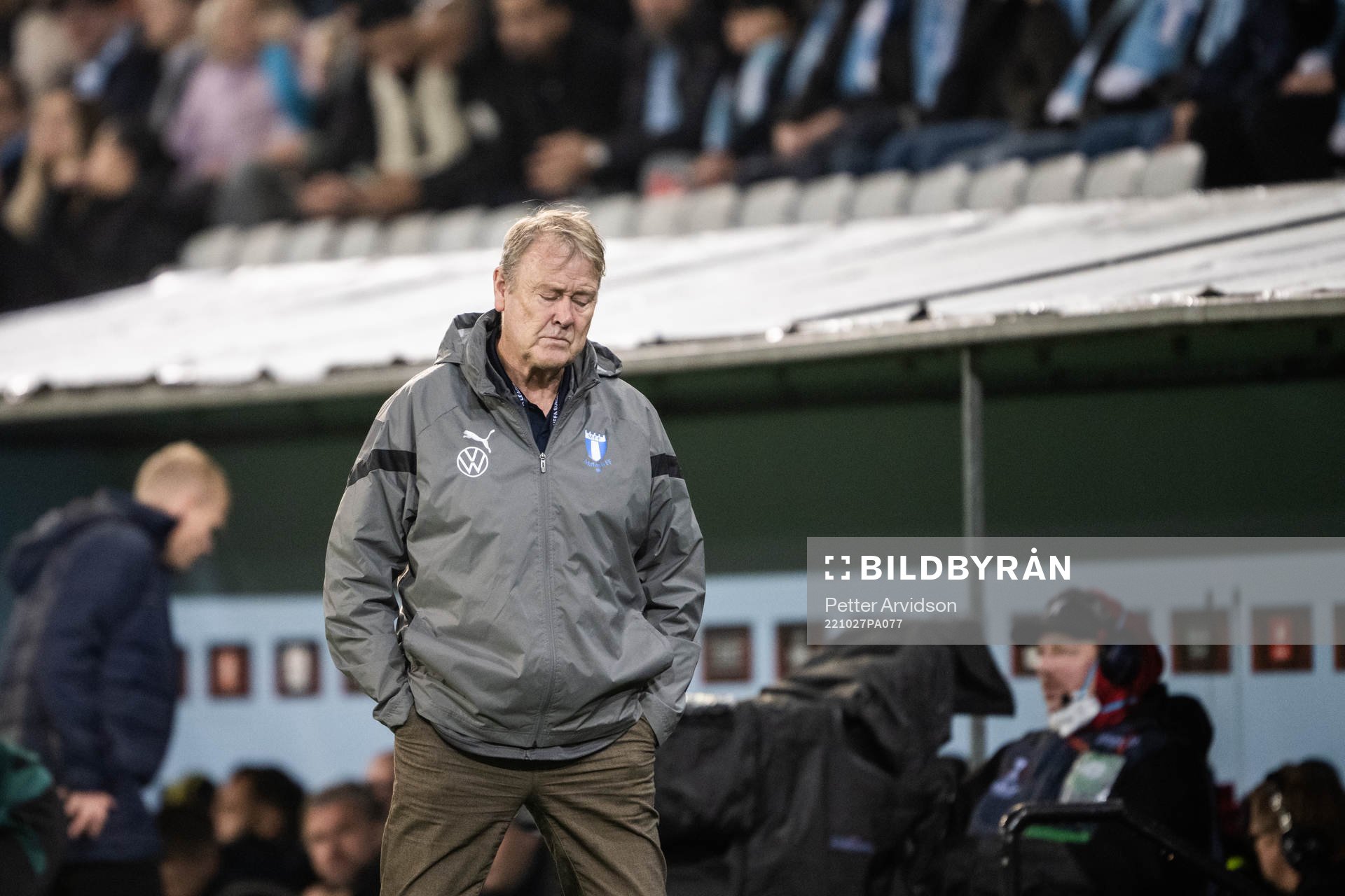 head coach Åge Hareide of Malmö looks dejected