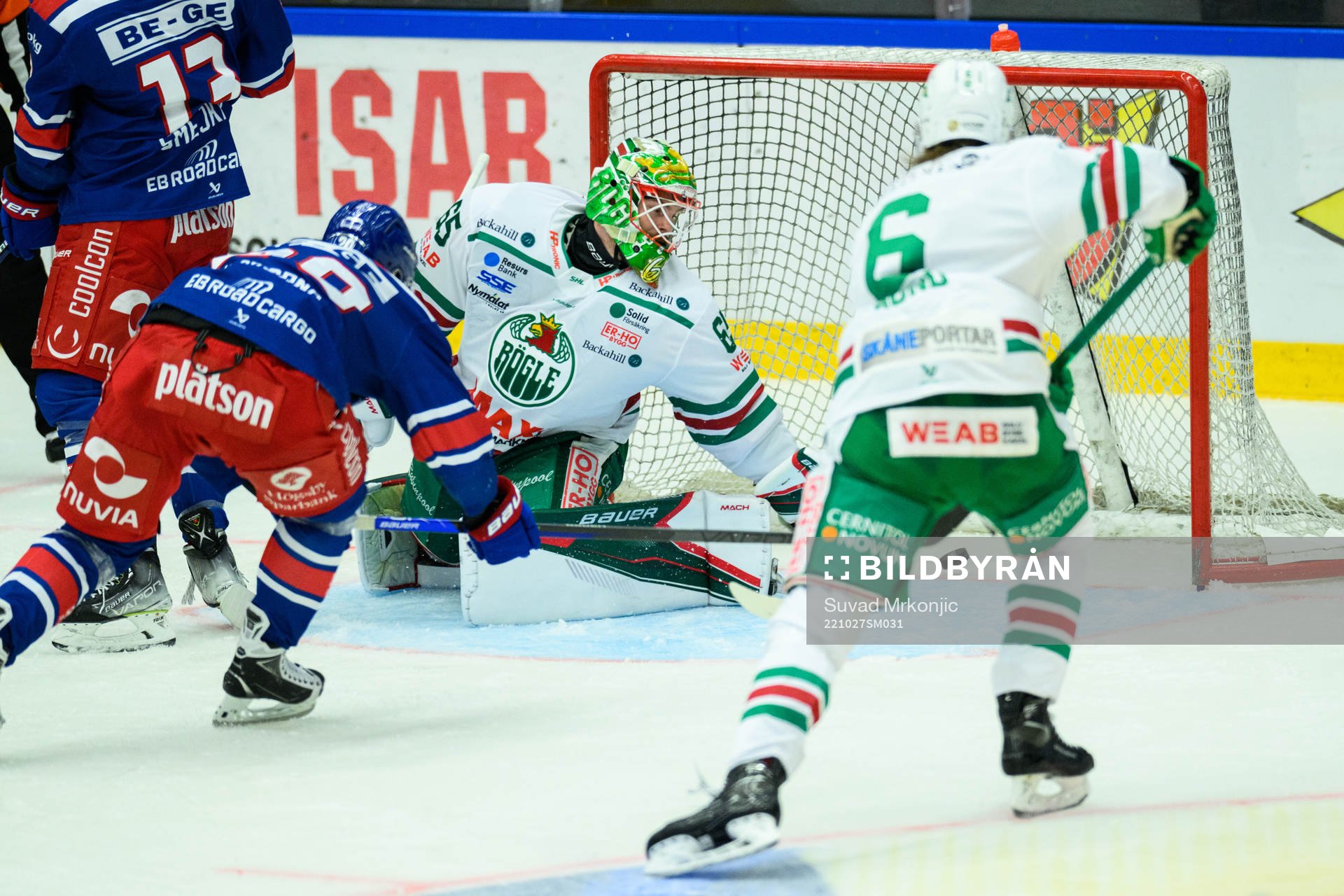 Rögles målvakt Christoffer Rifalk släpper in 3-4