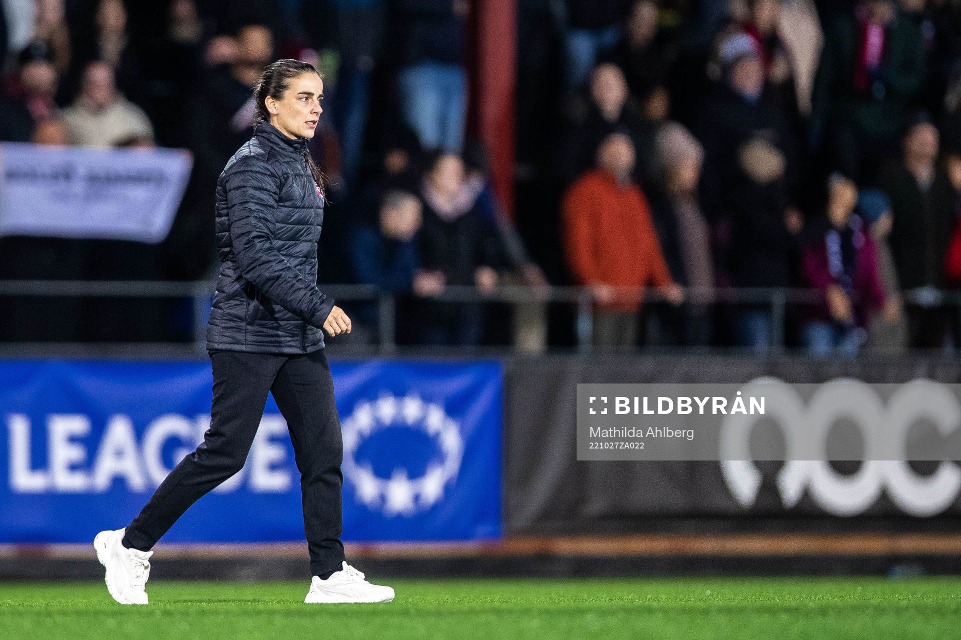 Head coach Renee Slegers of FC Rosengård looks dejected