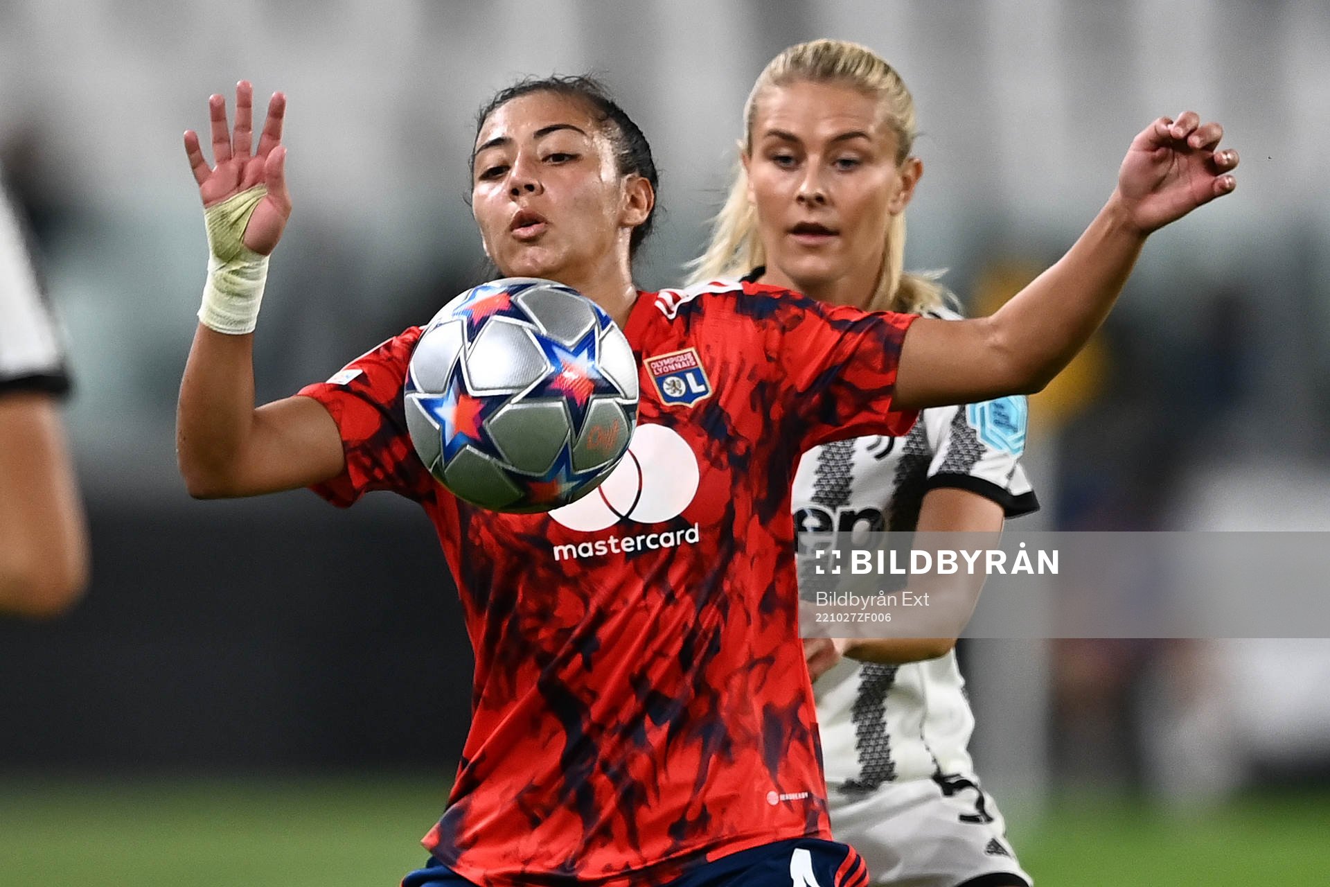 Selma Bacha of Lyon and Amanda Nilden of Juventus during the UEFA Women's Champions League football match between Juventus and Lyon on October 27, 2022 in Turin.