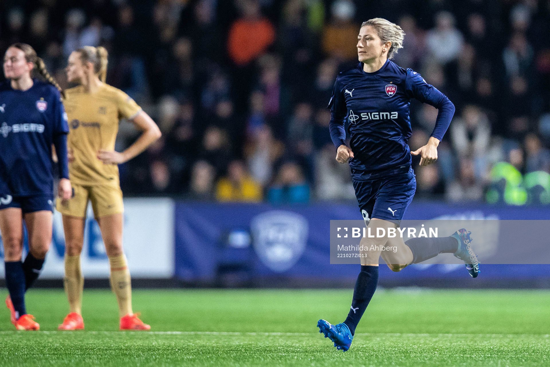 Bianca Schmidt  of FC Rosengård
