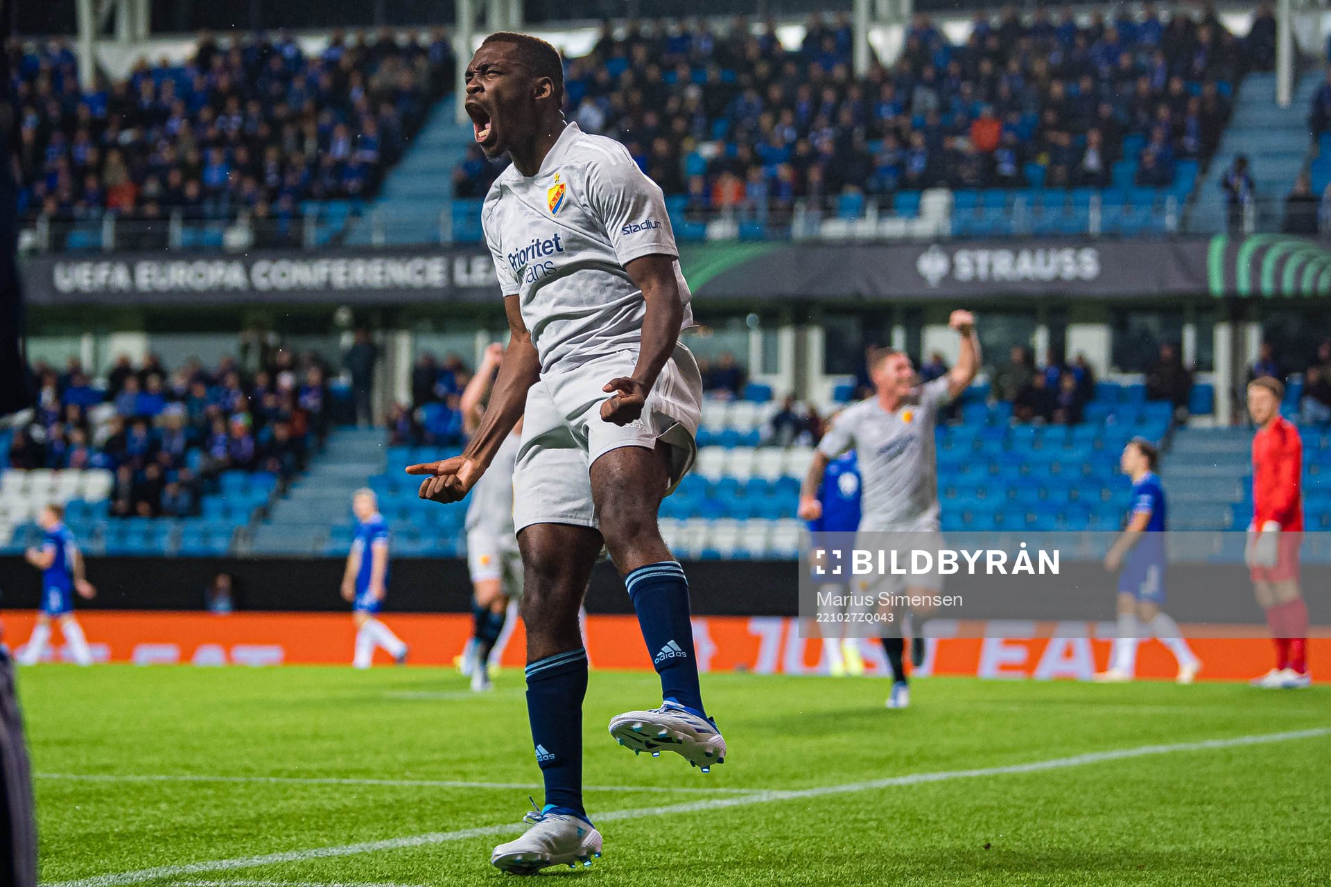 Joel Asoro of Djurgården celebrates