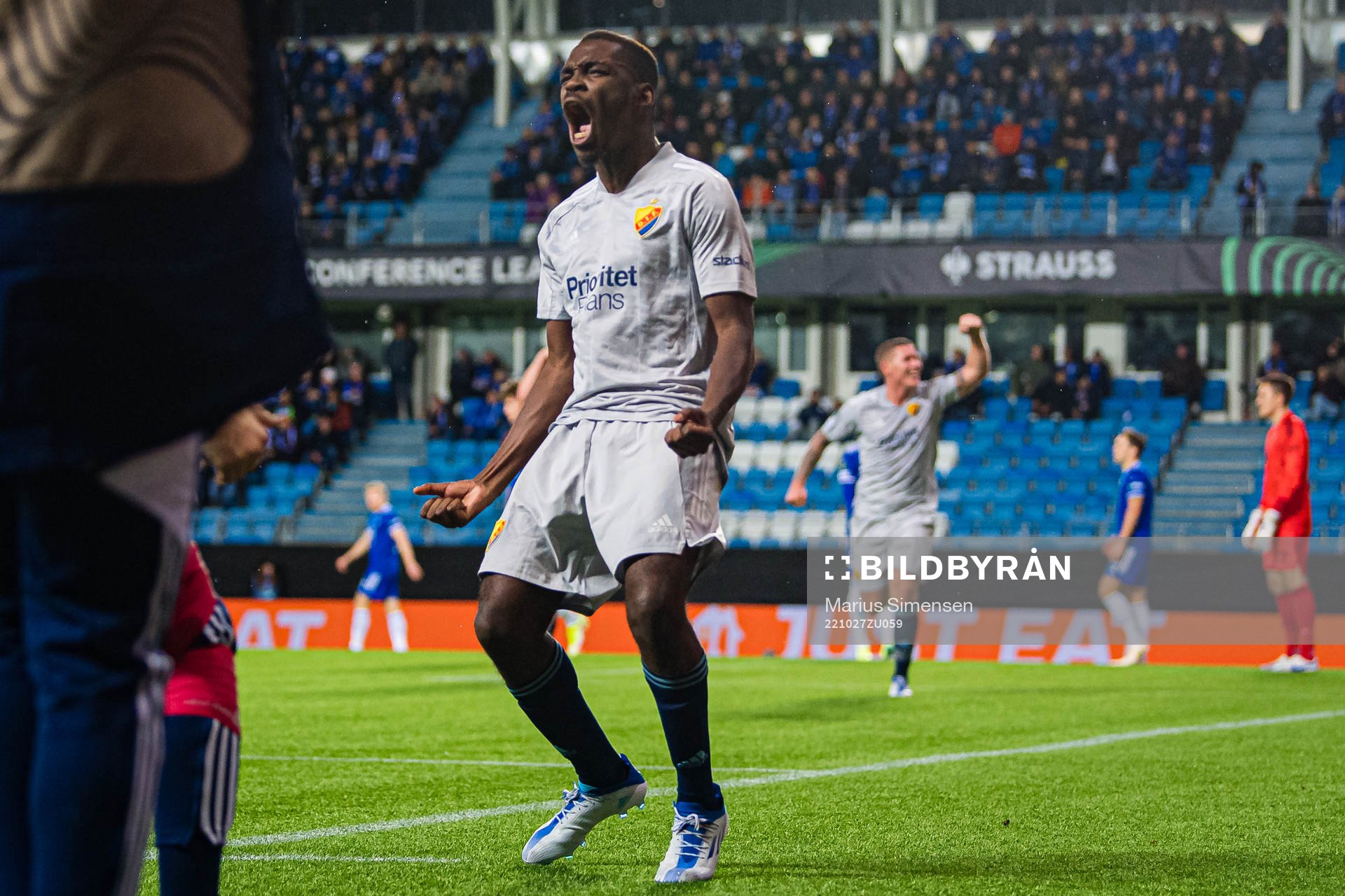 Joel Asoro of Djurgården celebrates