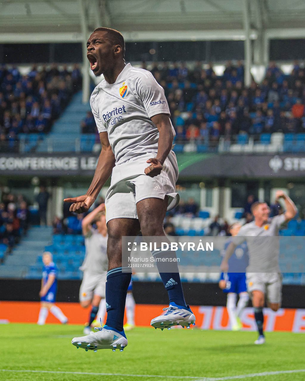 Joel Asoro of Djurgården celebrates