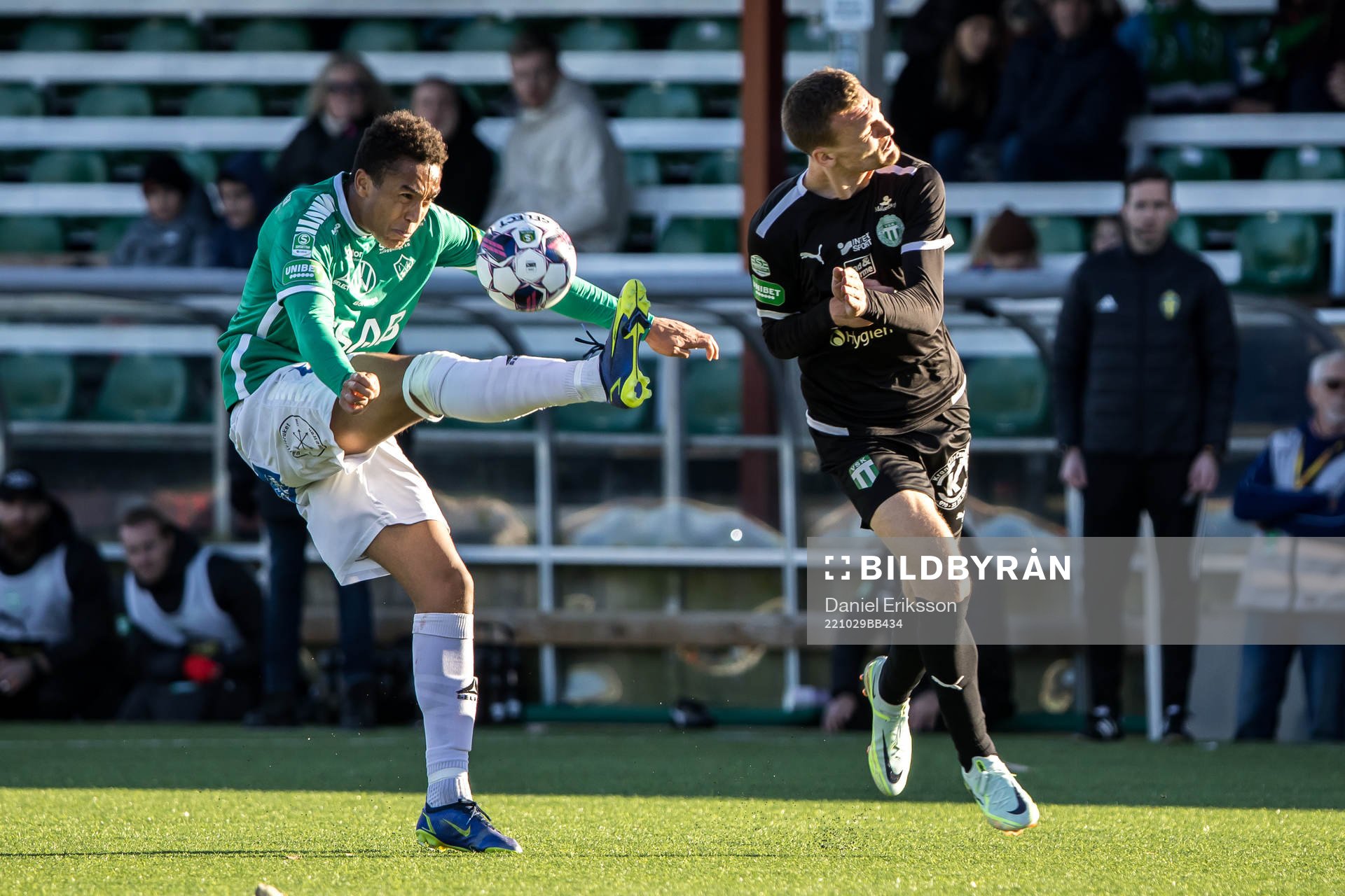 Västerås SKs Viktor Granath och Brages Eirik Asante Gayi